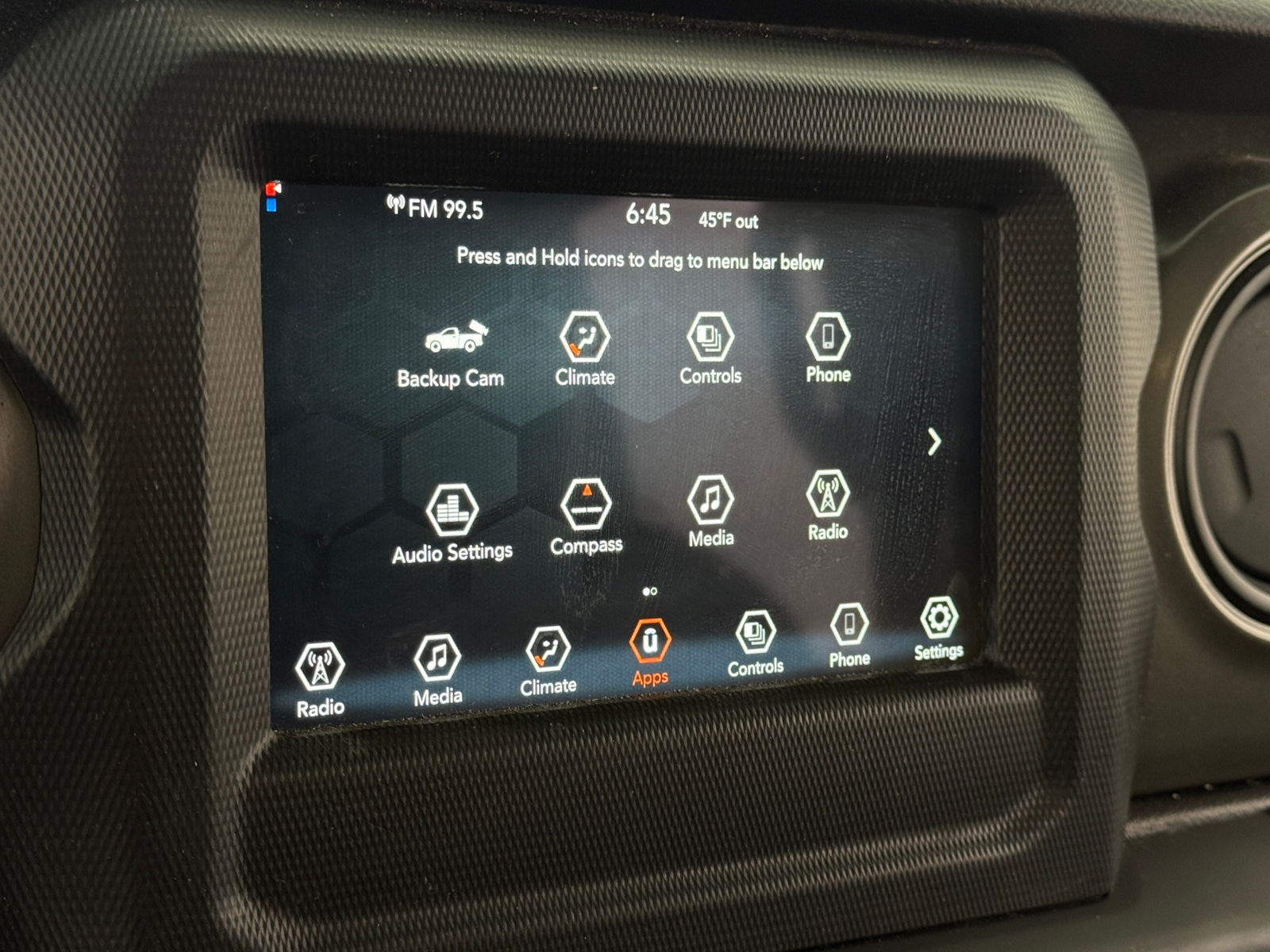 Thumbnail: 2023 Jeep Gladiator - 4