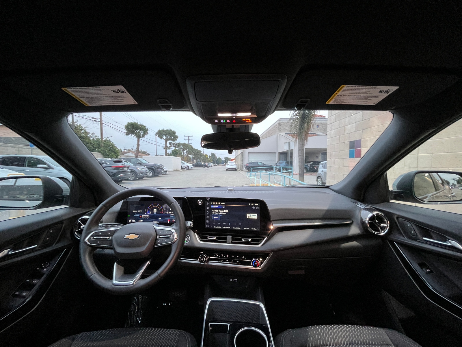 Thumbnail: 2025 Chevrolet Equinox - 3