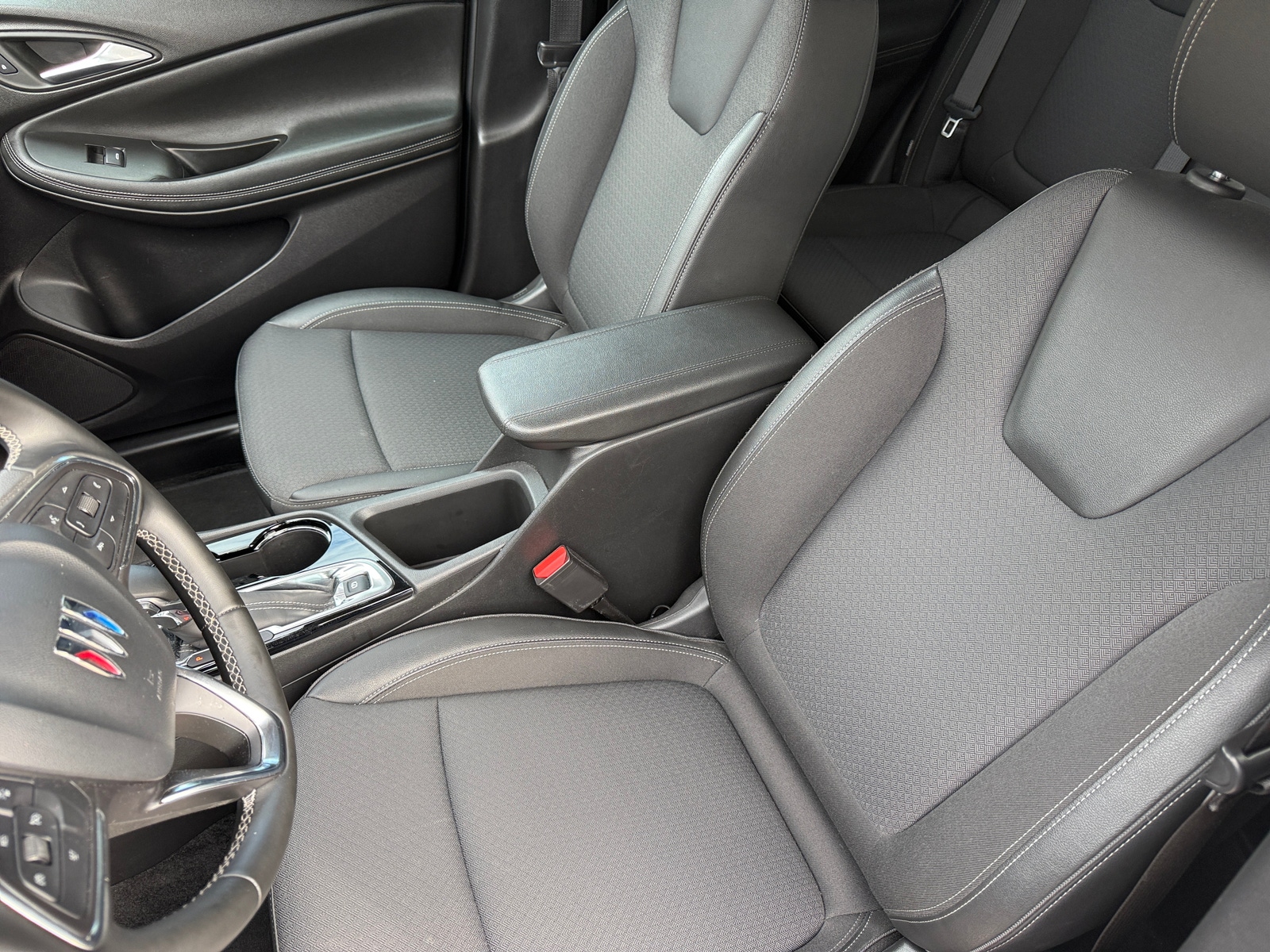 Thumbnail: 2025 Buick Encore GX - 2