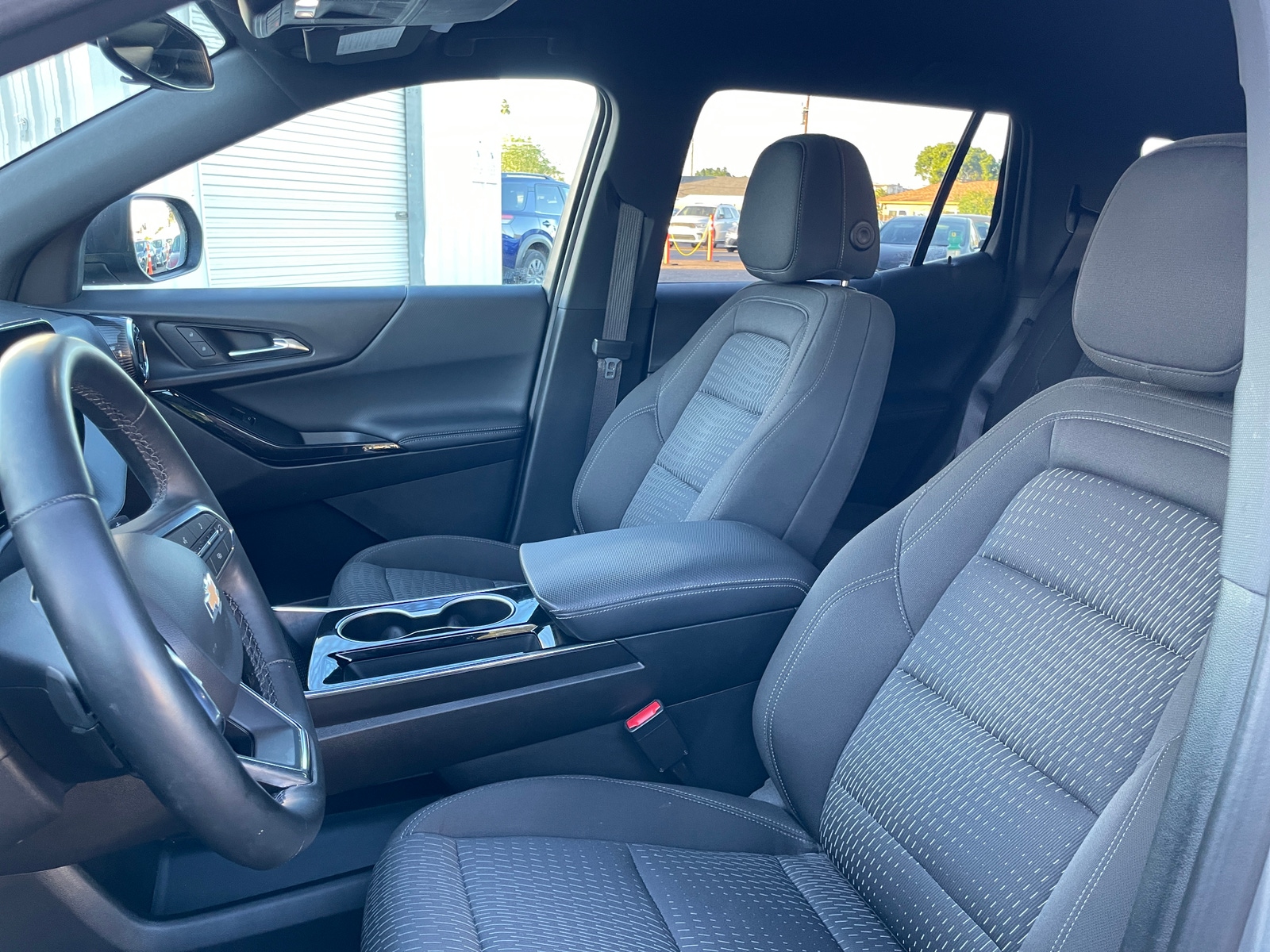 Thumbnail: 2025 Chevrolet Equinox - 2