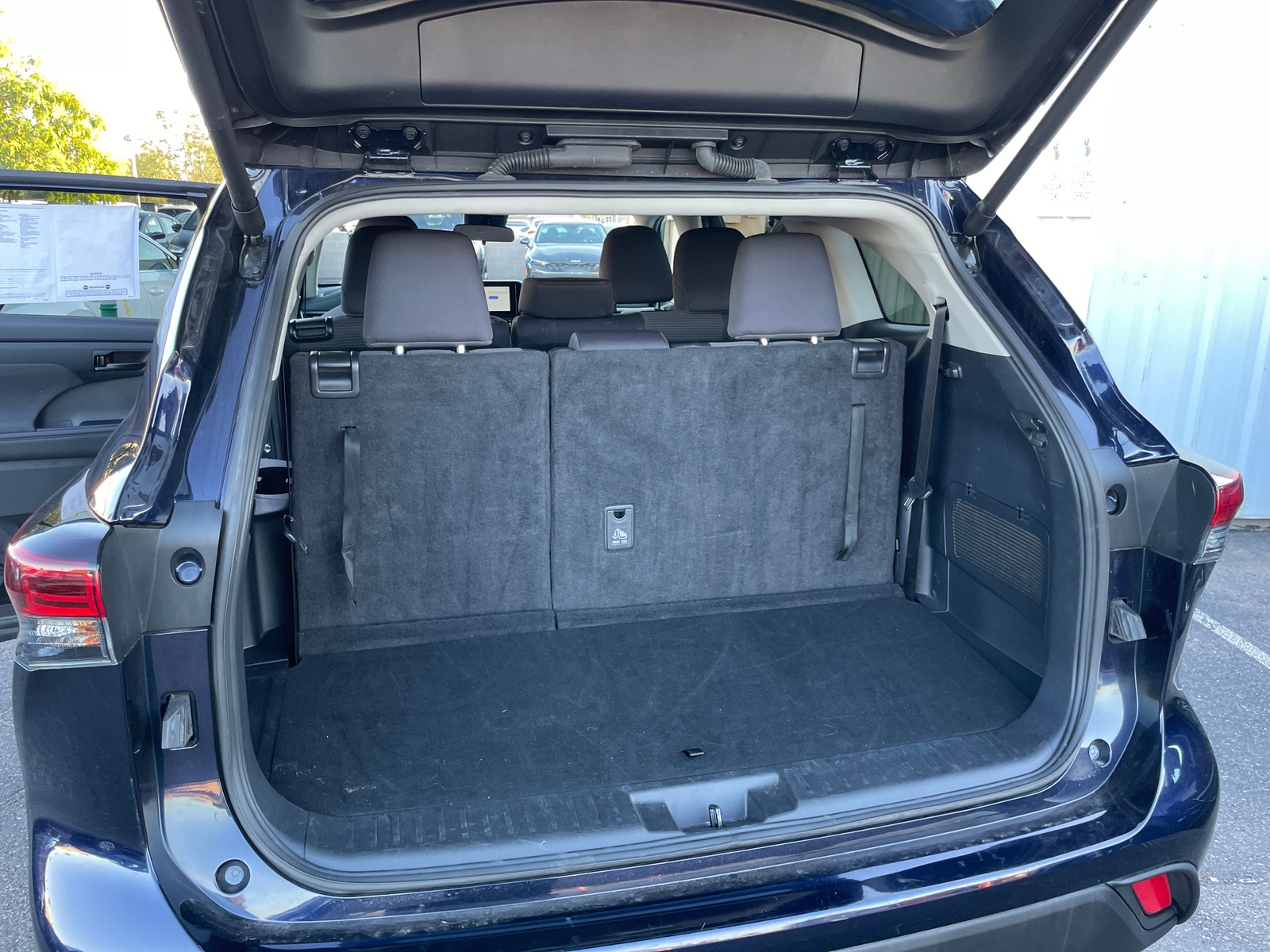 Thumbnail: 2025 Toyota Highlander - 6