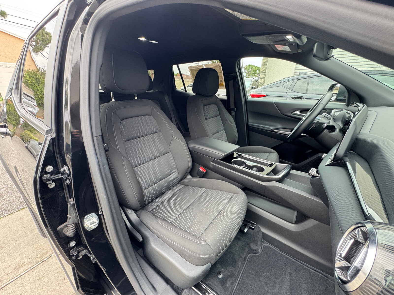 Thumbnail: 2025 Chevrolet Equinox - 2