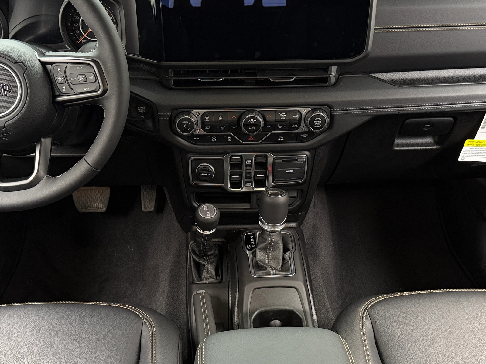 Thumbnail: 2025 Jeep Gladiator - 2