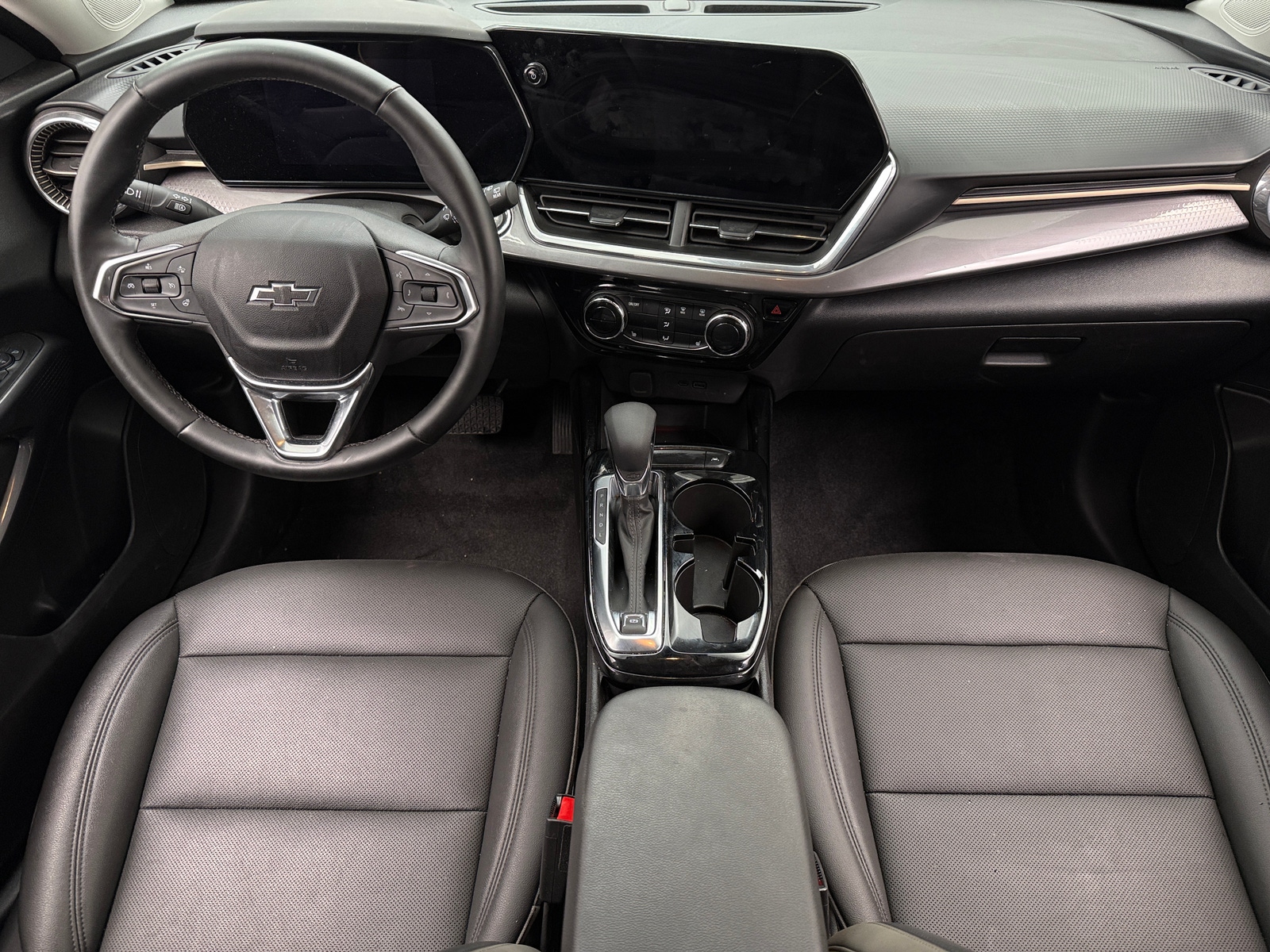 Thumbnail: 2025 Chevrolet Trax - 2