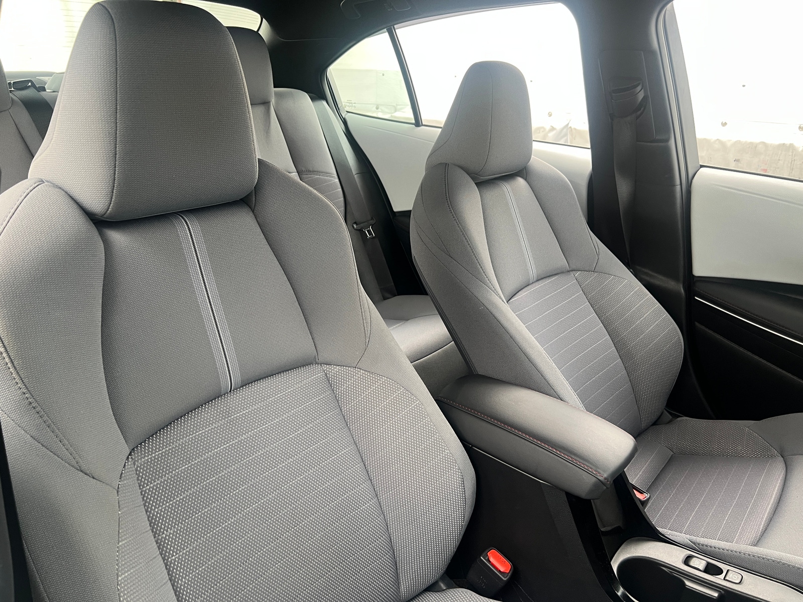 Thumbnail: 2025 Toyota Corolla - 2