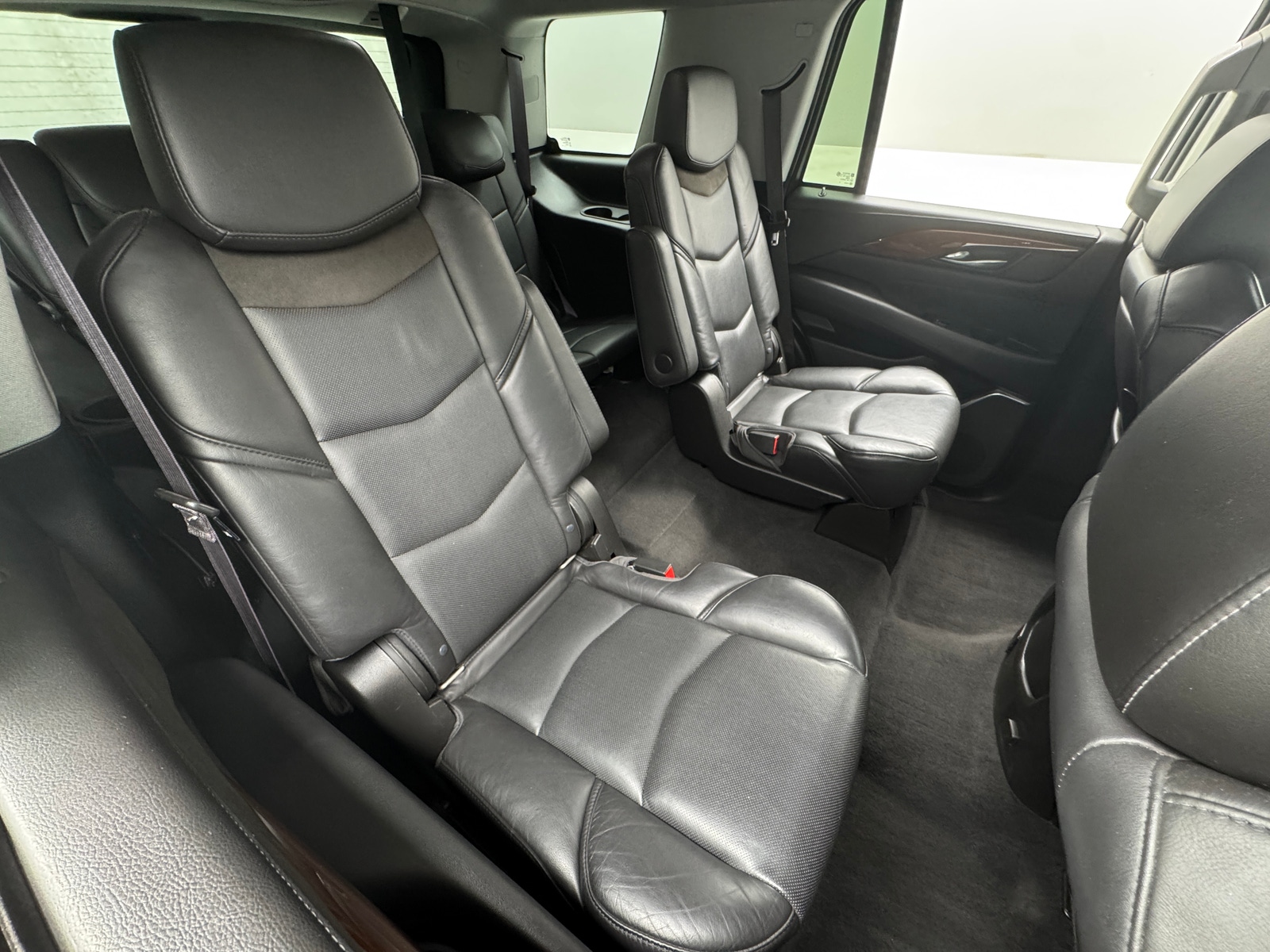 Thumbnail: 2017 Cadillac Escalade - 5