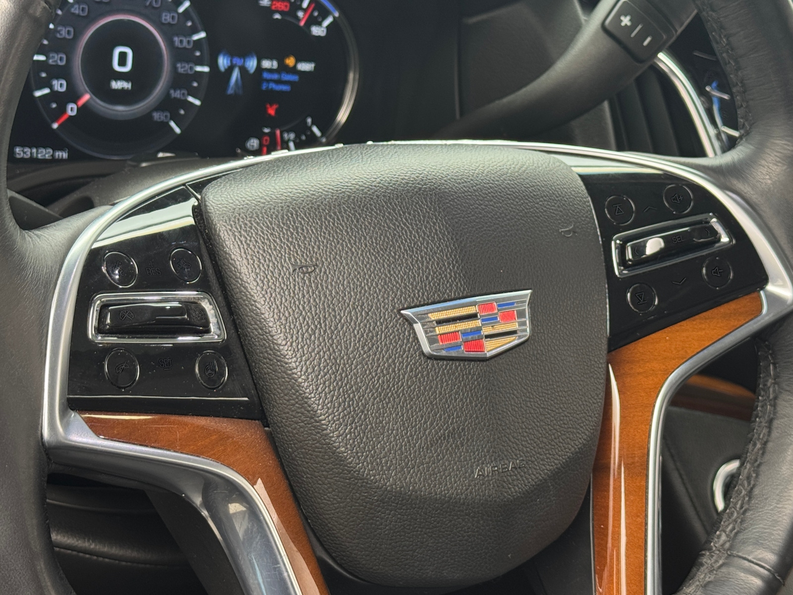 Thumbnail: 2017 Cadillac Escalade - 4