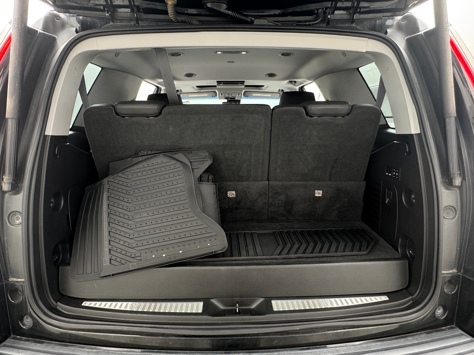 Thumbnail: 2017 Cadillac Escalade - 6