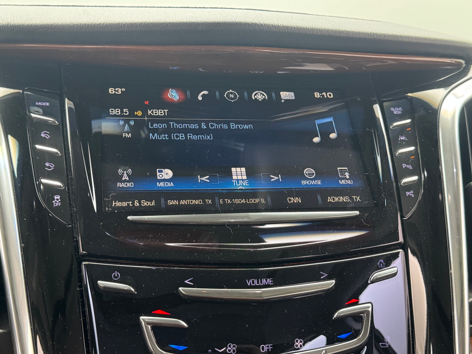 Thumbnail: 2017 Cadillac Escalade - 3