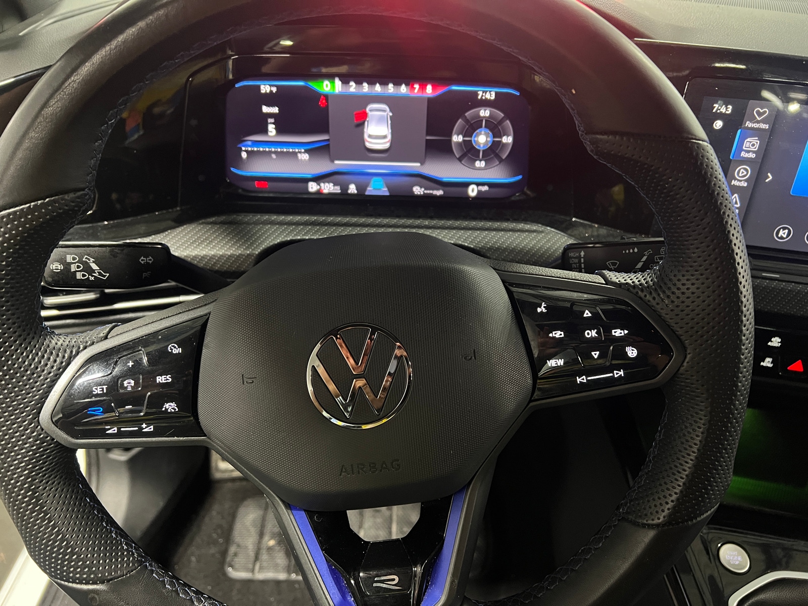 Thumbnail: 2024 Volkswagen Golf - 4