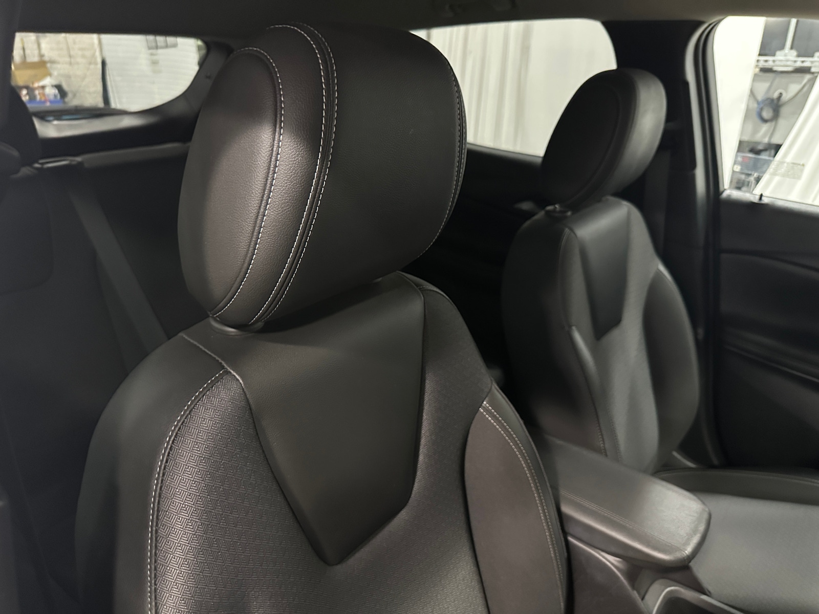 Thumbnail: 2025 Buick Encore GX - 2