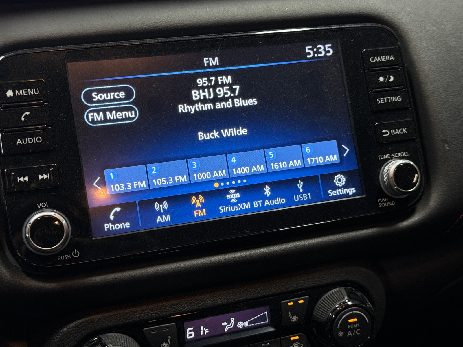 Thumbnail: 2021 Nissan Kicks - 4