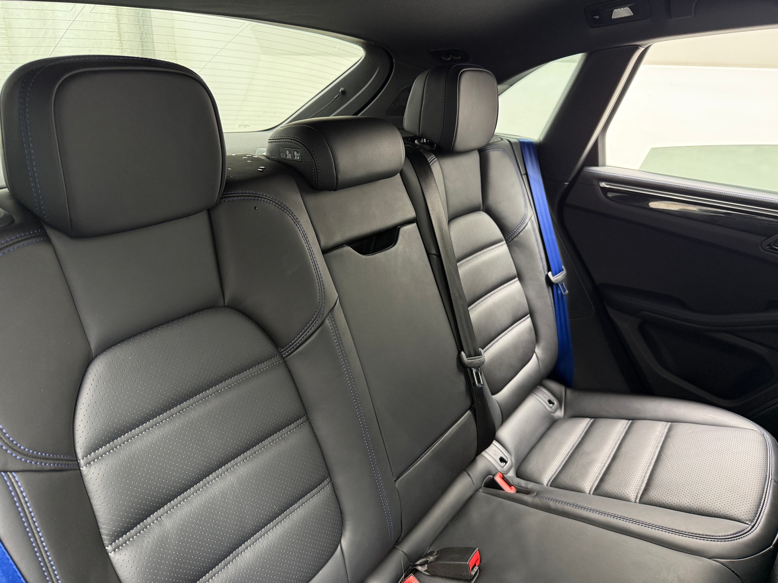 Thumbnail: 2024 Porsche Macan - 5