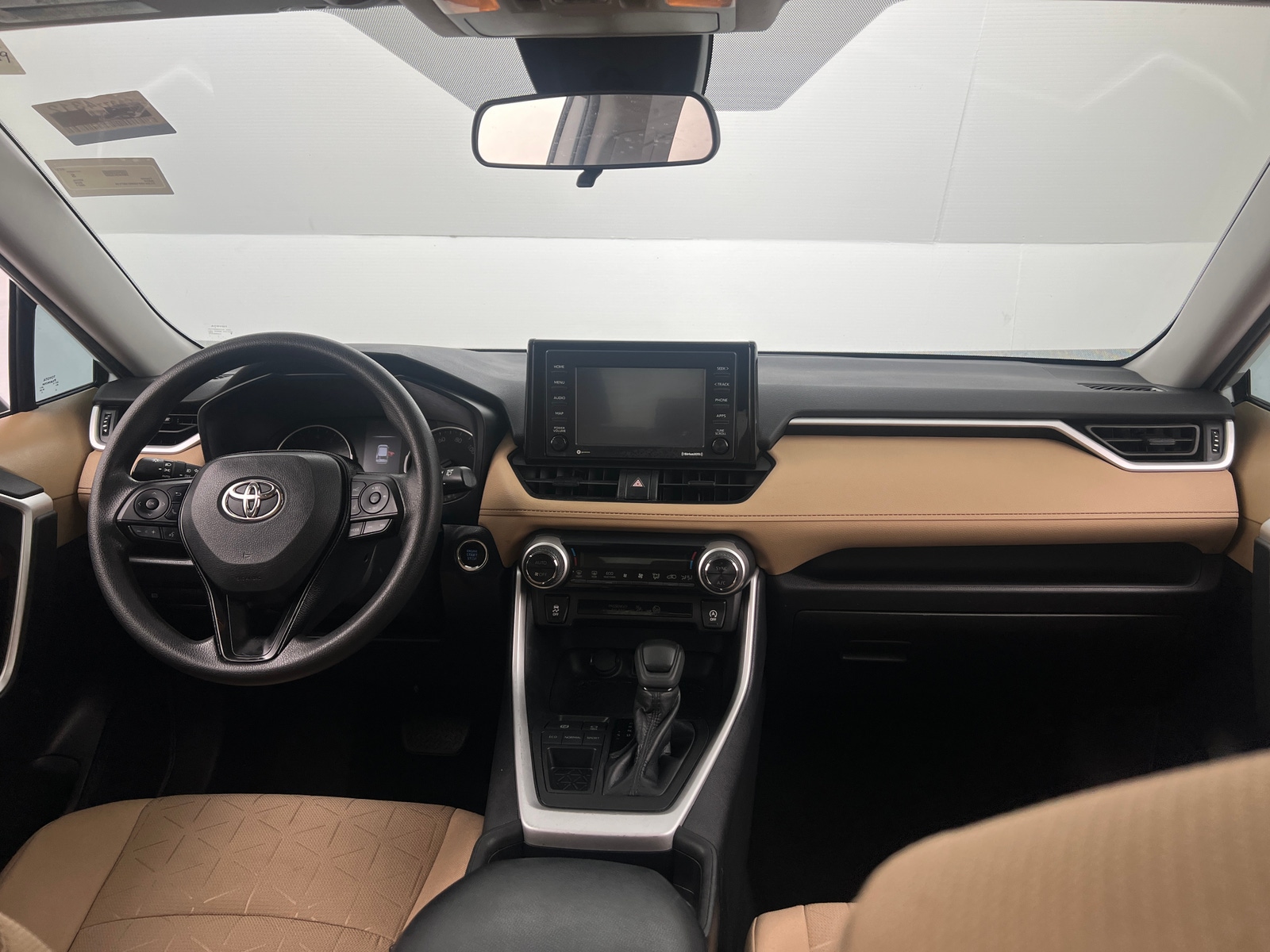 Thumbnail: 2021 Toyota RAV4 - 3