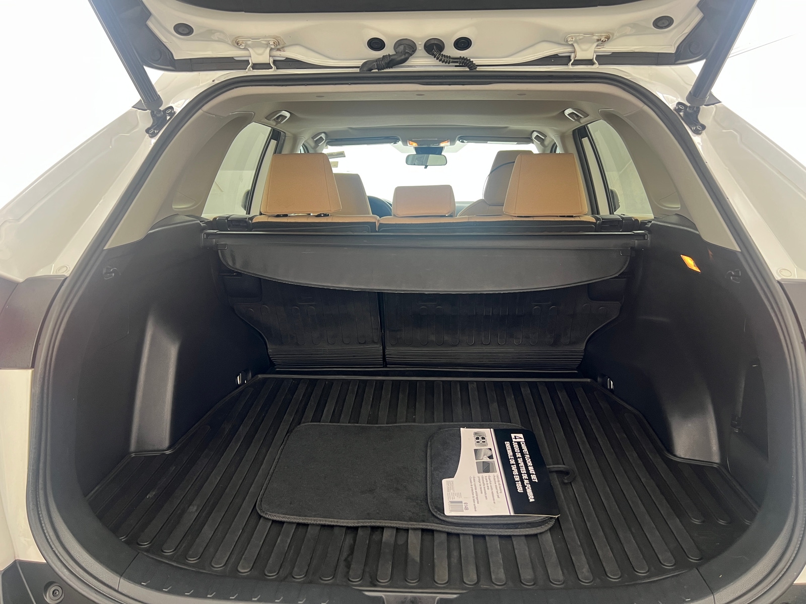 Thumbnail: 2021 Toyota RAV4 - 7