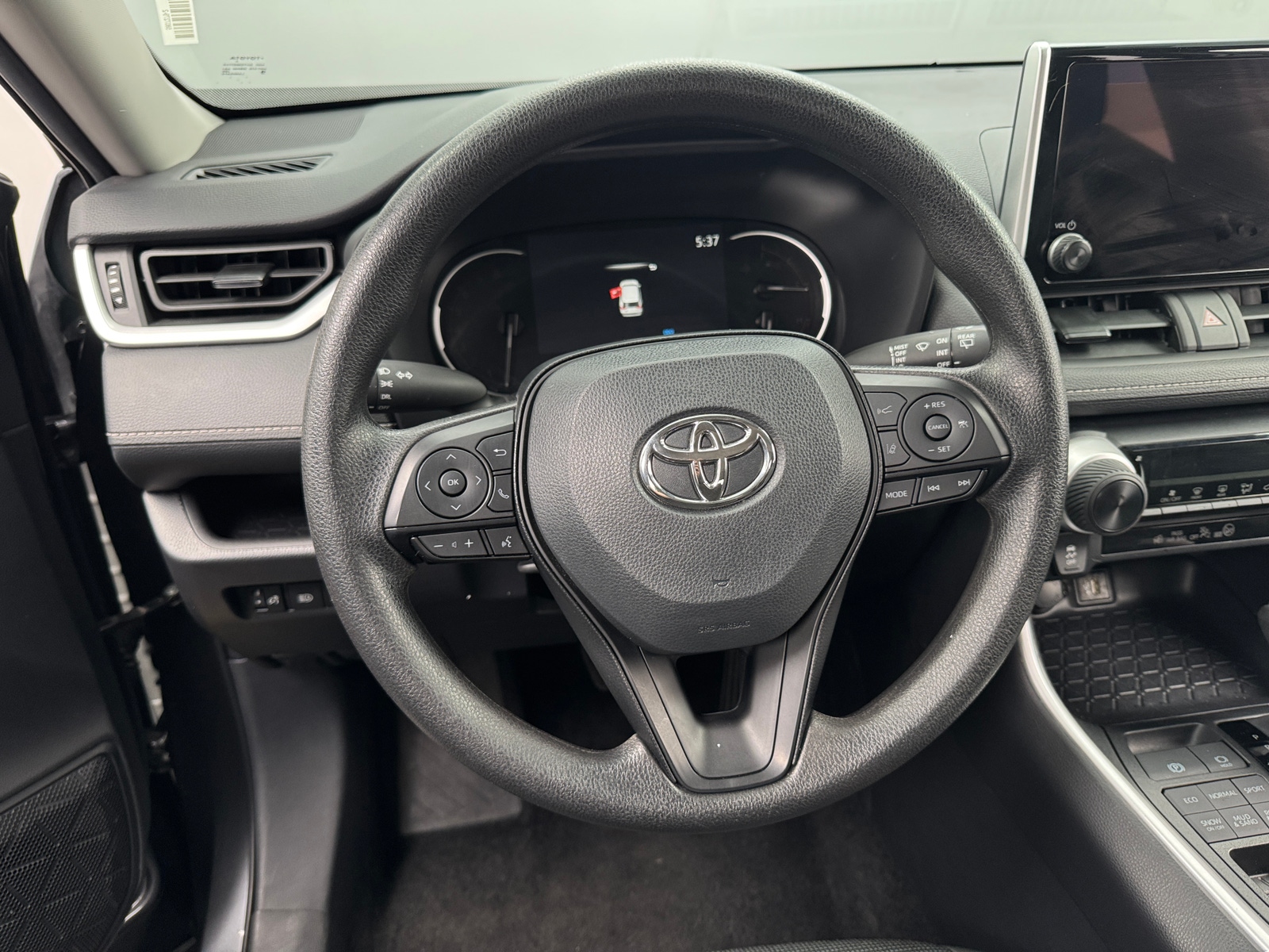 Thumbnail: 2025 Toyota RAV4 - 5