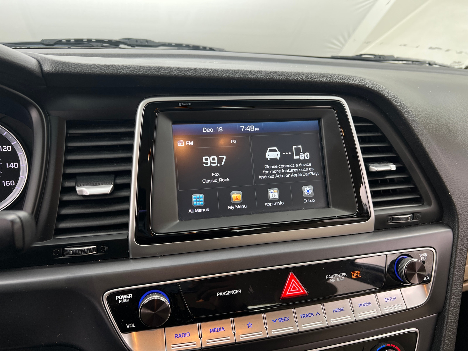 Thumbnail: 2019 Hyundai Sonata - 4