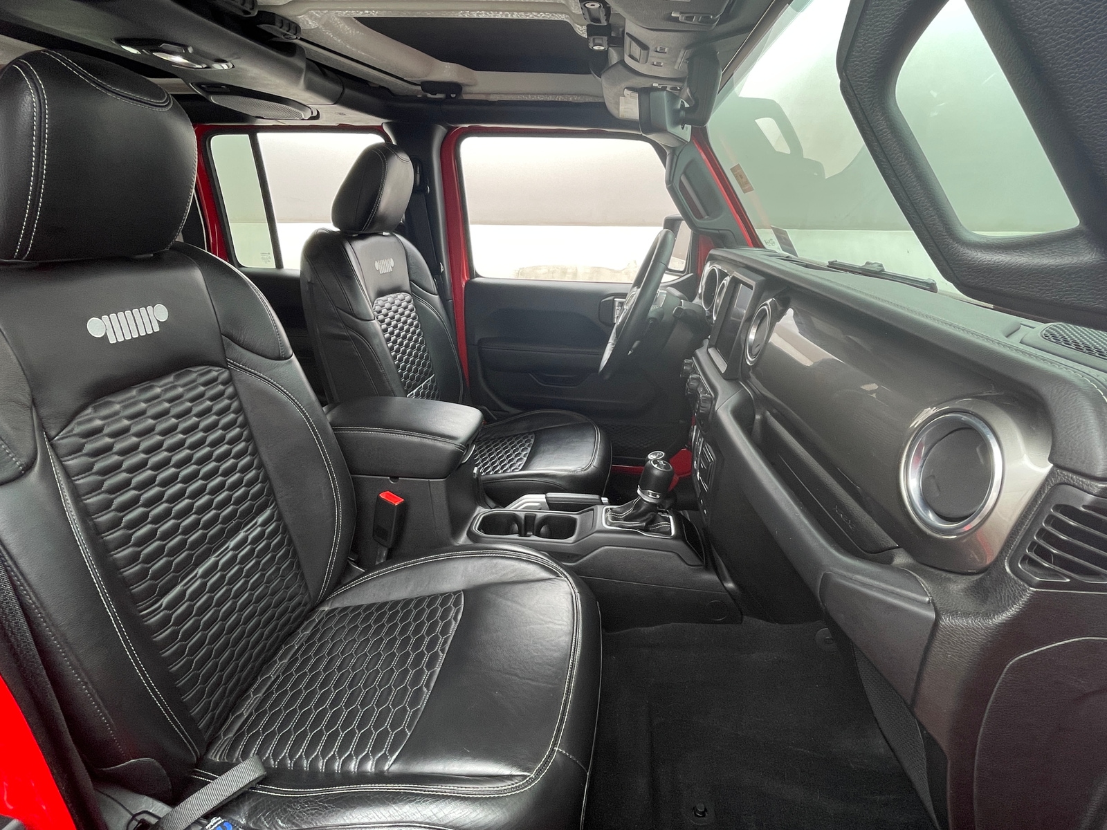 Thumbnail: 2018 Jeep Wrangler - 2