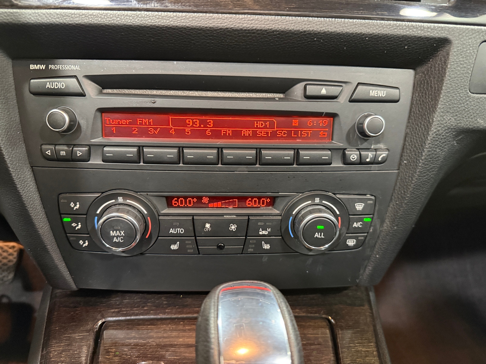 Thumbnail: 2013 BMW 3 Series - 3