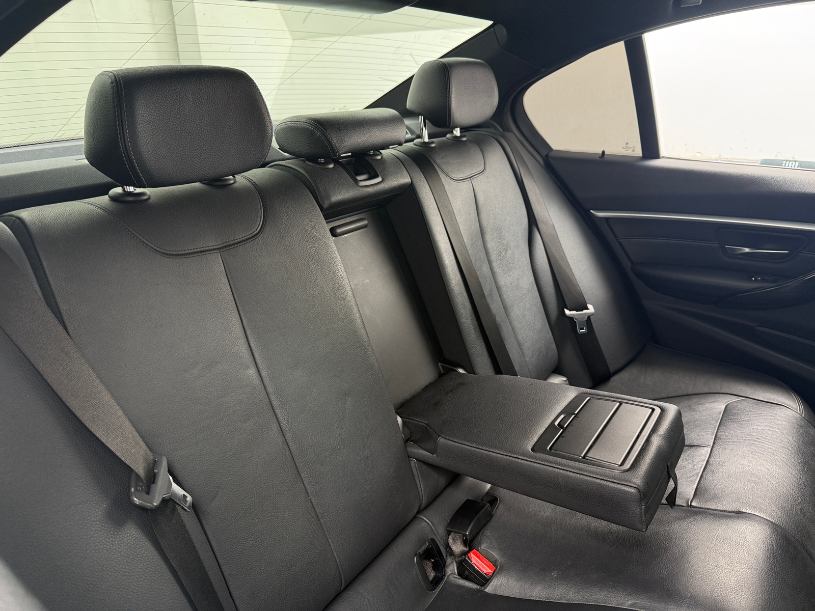 Thumbnail: 2017 BMW 3 Series - 5