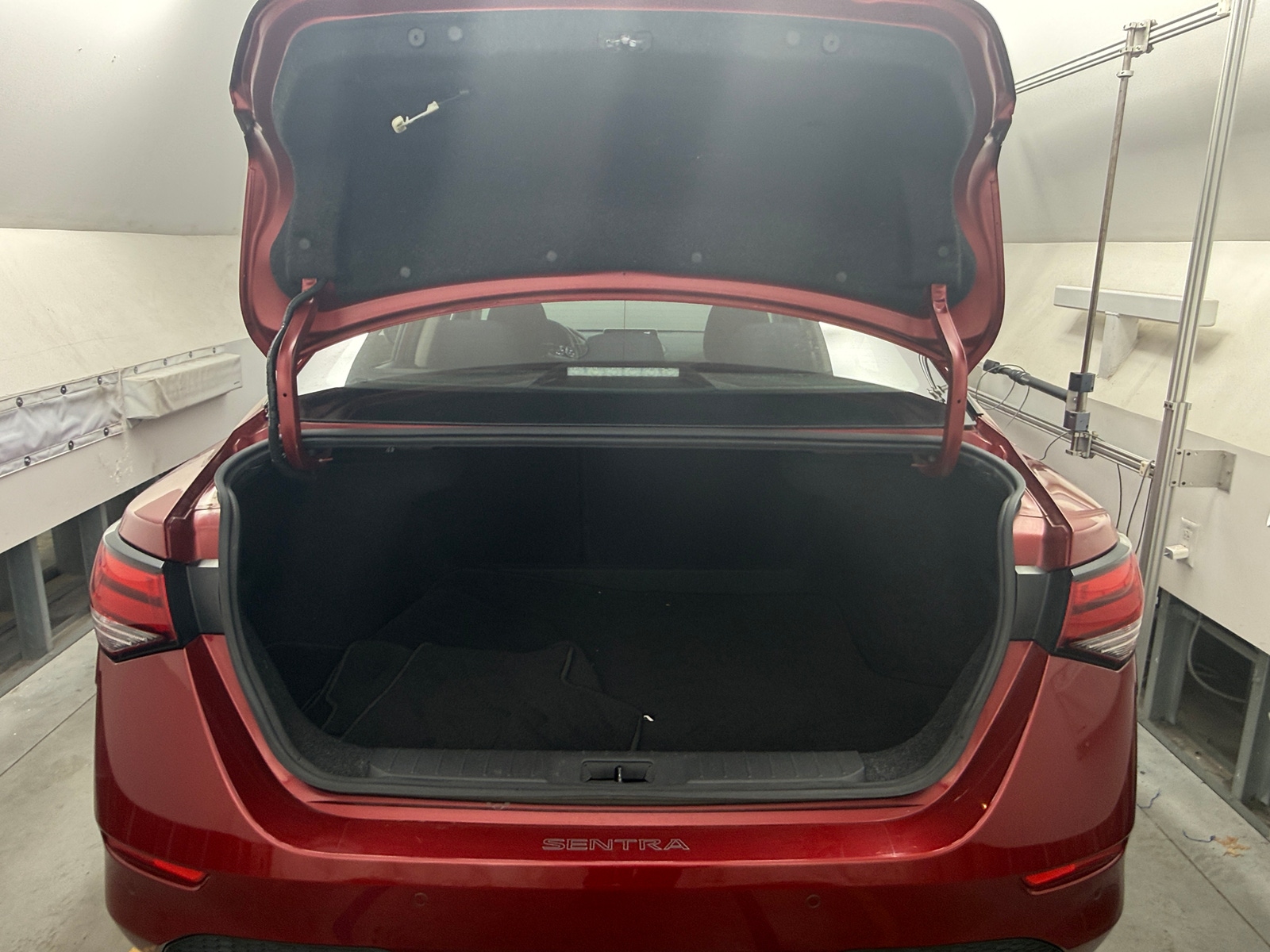 Thumbnail: 2021 Nissan Sentra - 7