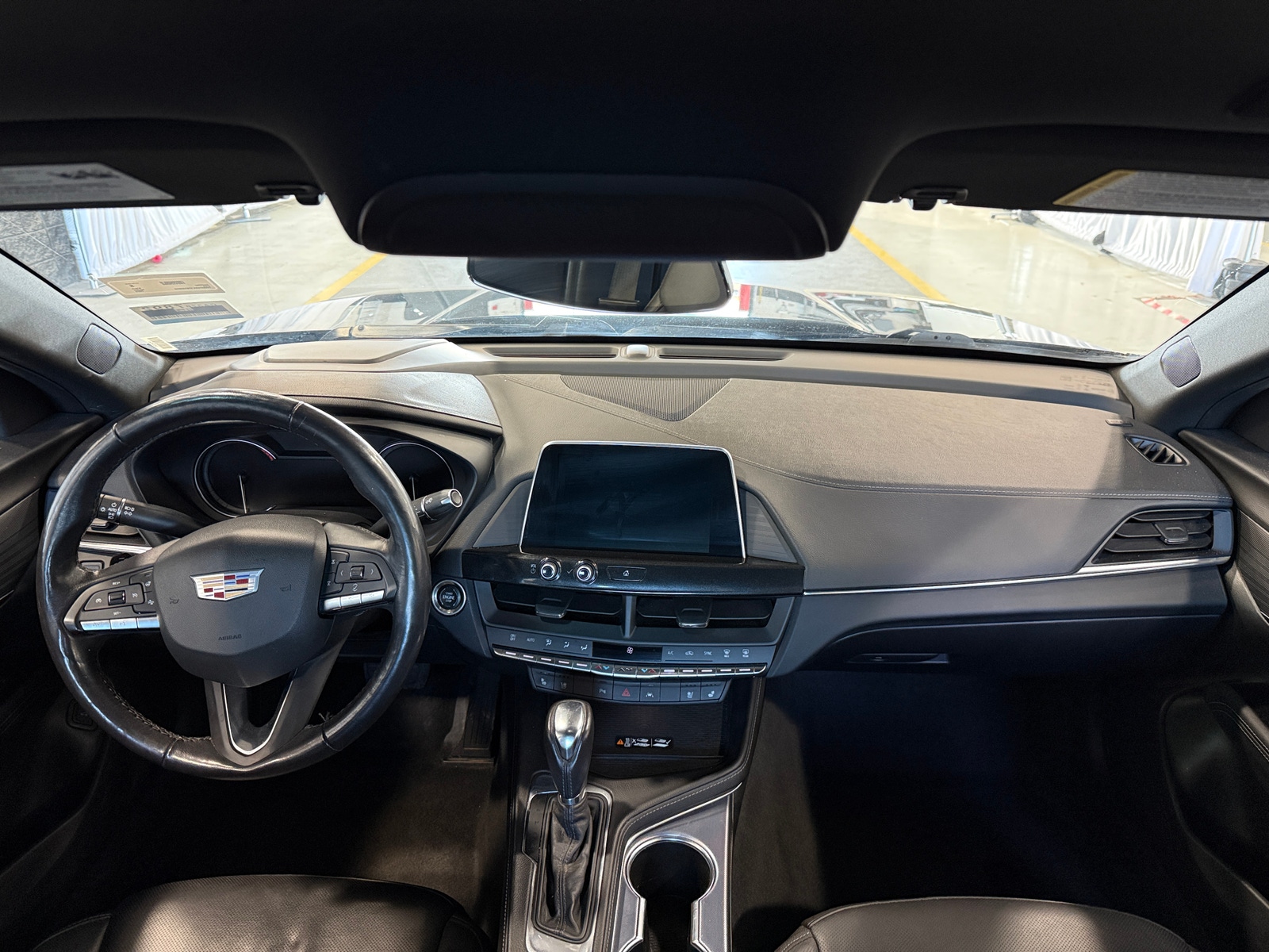 Thumbnail: 2023 Cadillac CT4 - 2