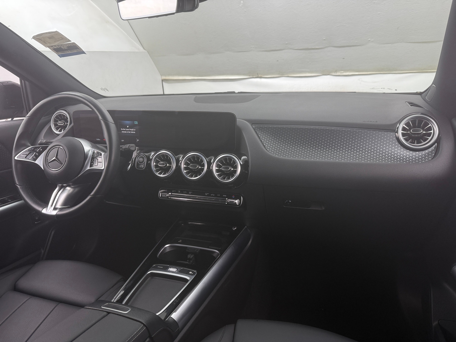 Thumbnail: 2025 Mercedes-Benz GLA - 2