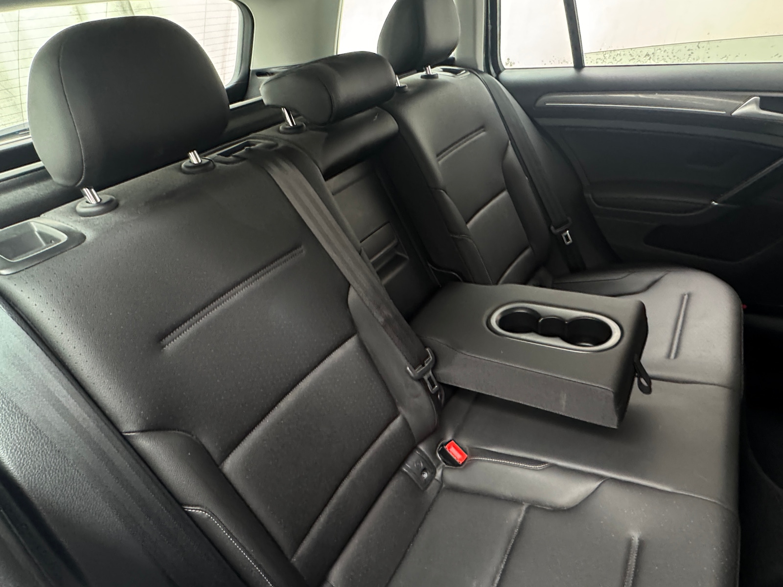 Thumbnail: 2017 Volkswagen Golf - 5