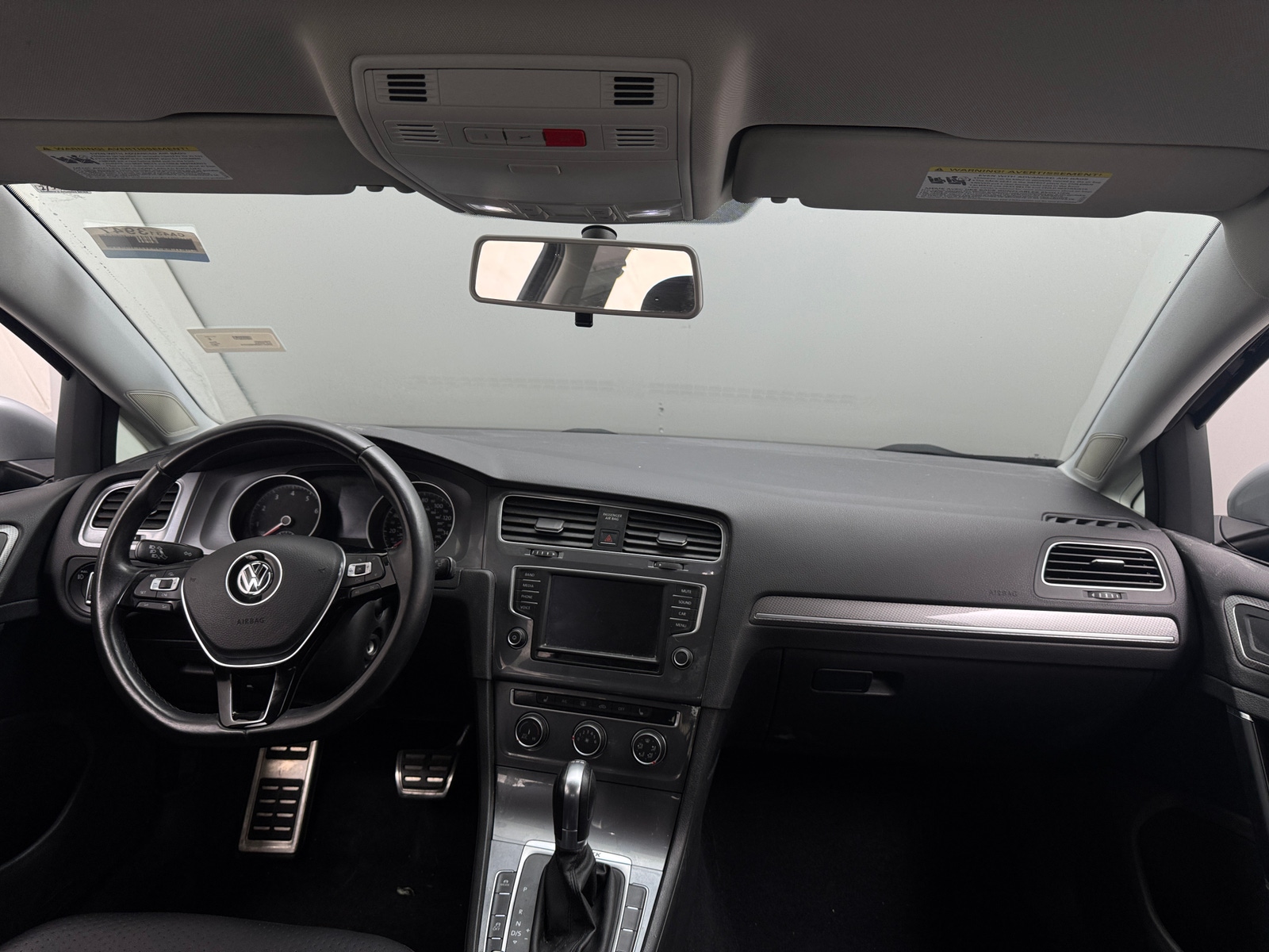 Thumbnail: 2017 Volkswagen Golf - 2