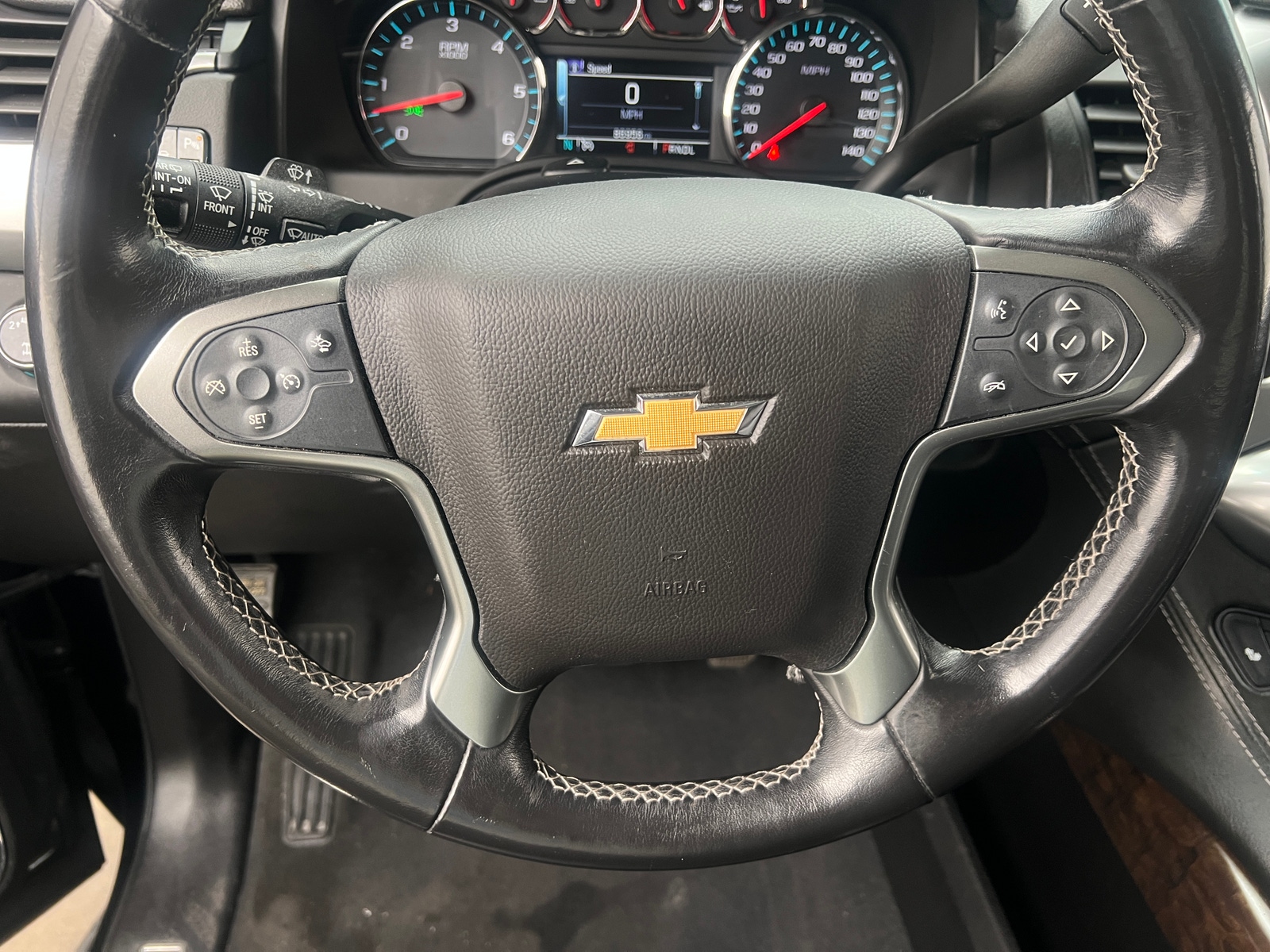 Thumbnail: 2019 Chevrolet Tahoe - 5