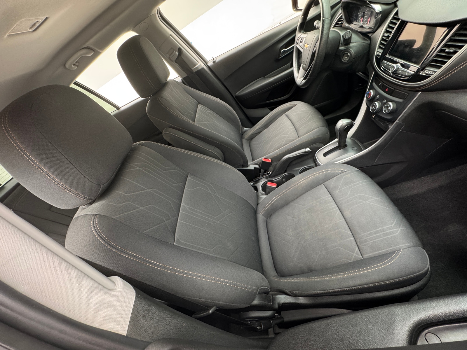 Thumbnail: 2019 Chevrolet Trax - 2