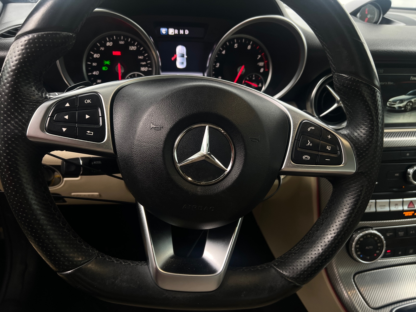 Thumbnail: 2017 Mercedes-Benz SLC - 3