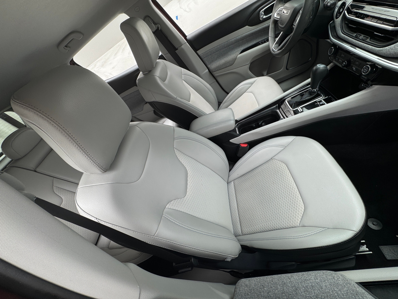 Thumbnail: 2022 Jeep Compass - 2