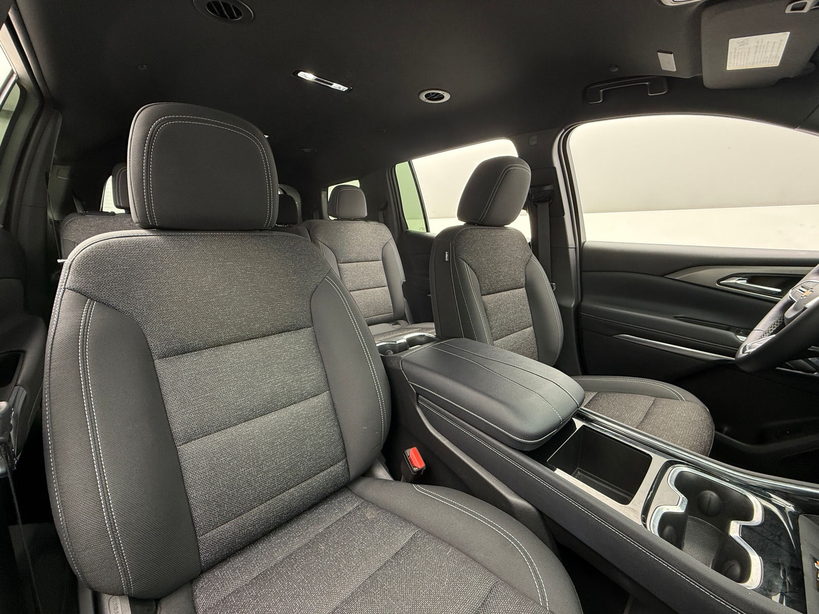 Thumbnail: 2025 Chevrolet Traverse - 2