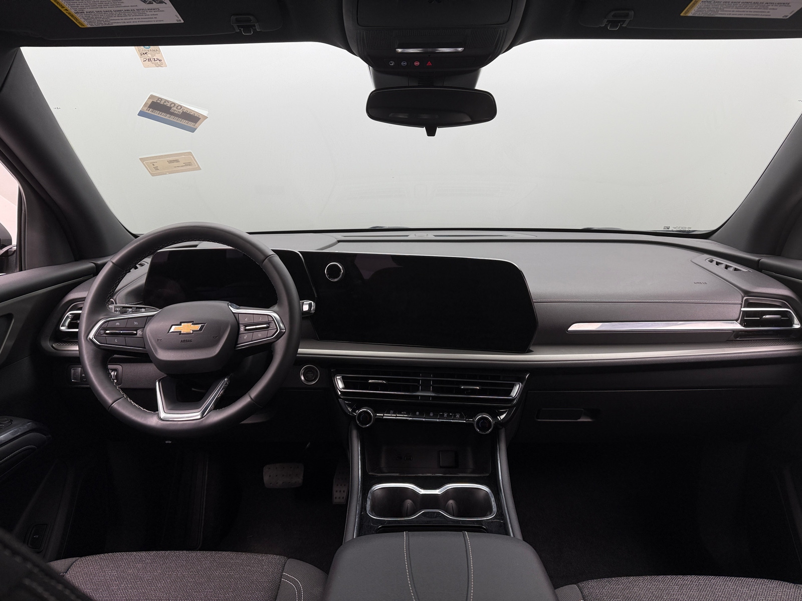 Thumbnail: 2025 Chevrolet Traverse - 3