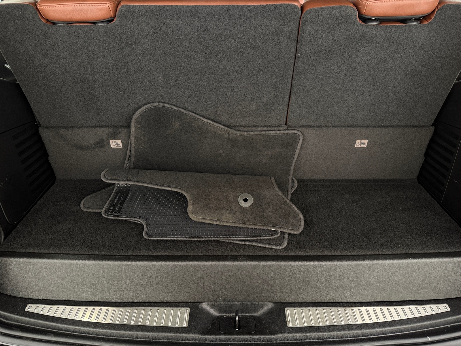 Thumbnail: 2019 Cadillac Escalade - 6