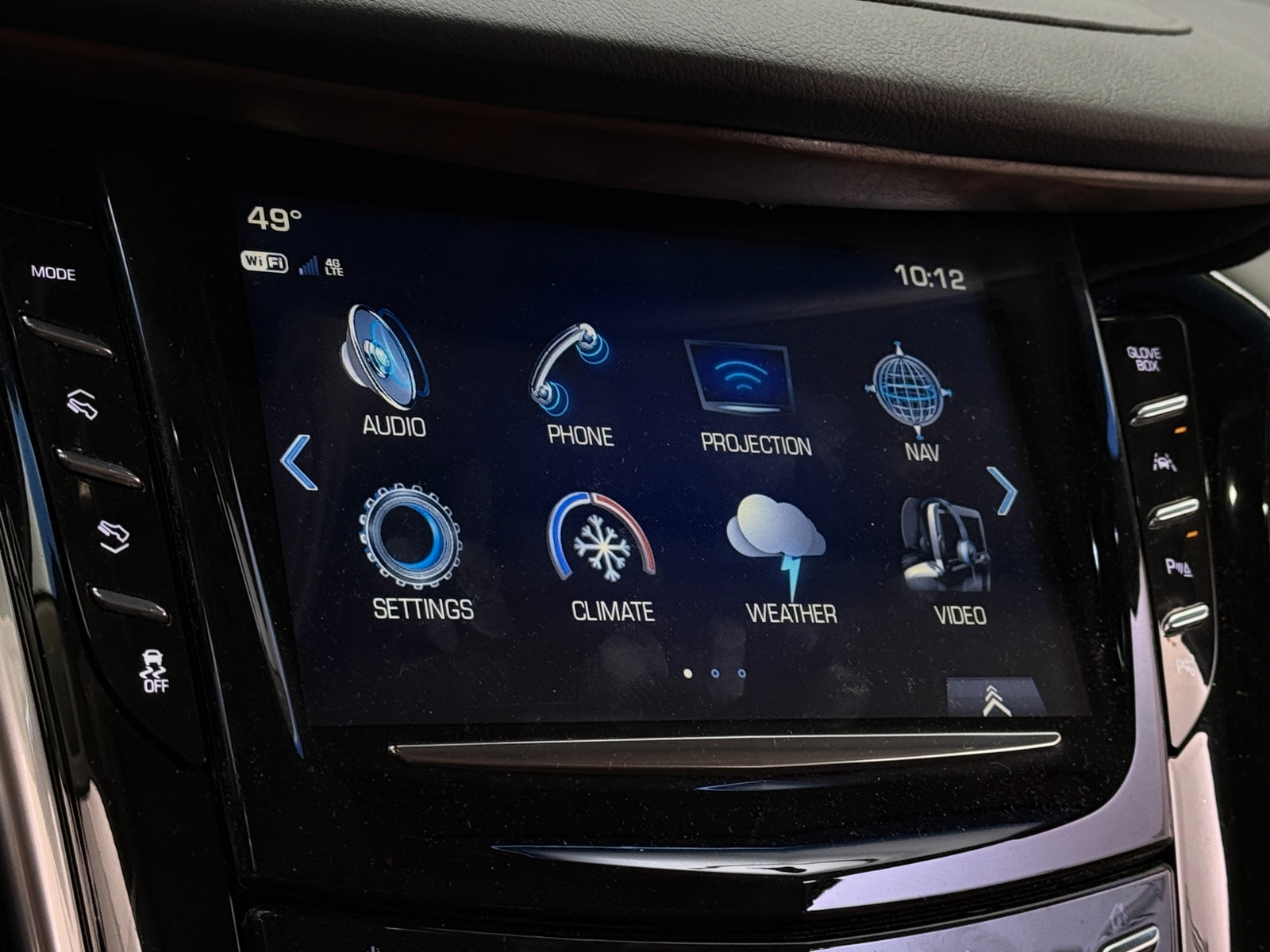 Thumbnail: 2019 Cadillac Escalade - 3