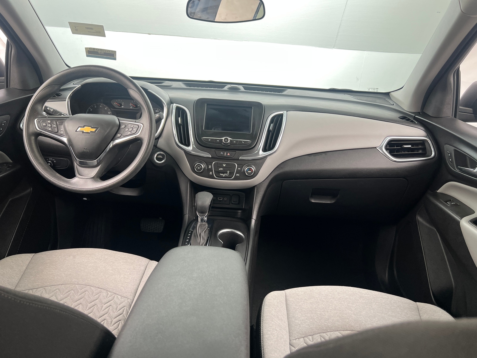 Thumbnail: 2024 Chevrolet Equinox - 3