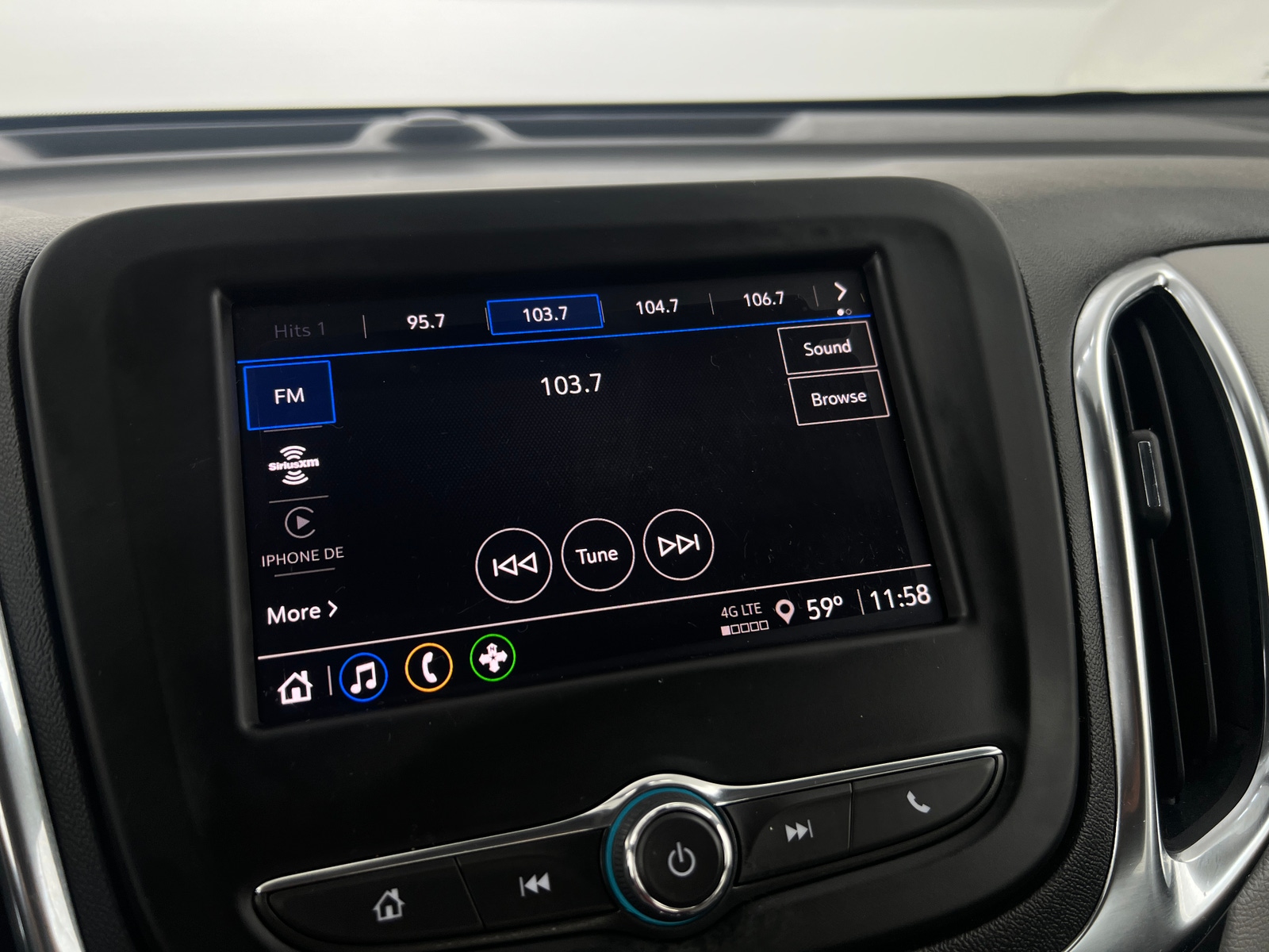 Thumbnail: 2024 Chevrolet Equinox - 4