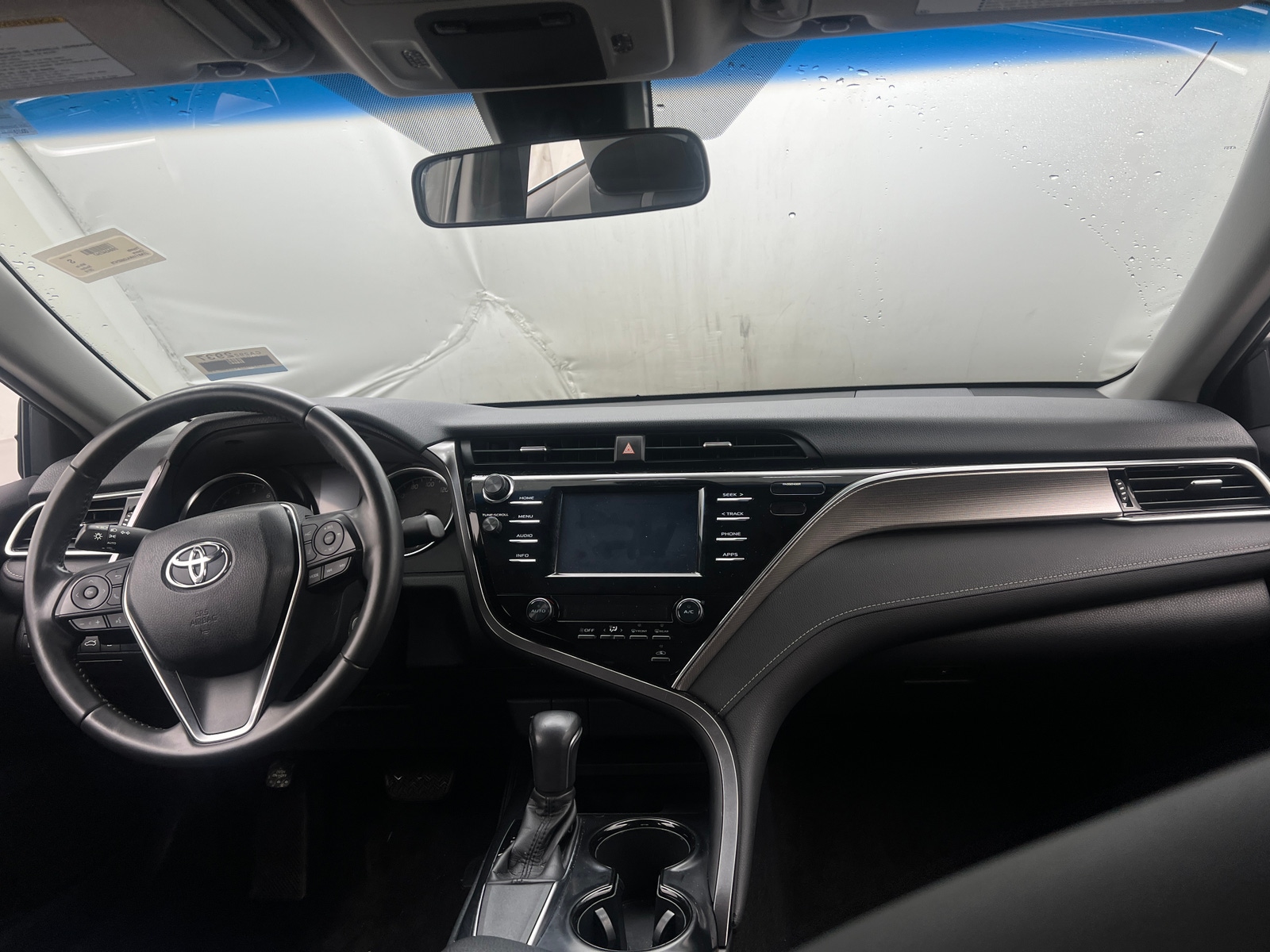 Thumbnail: 2018 Toyota Camry - 3