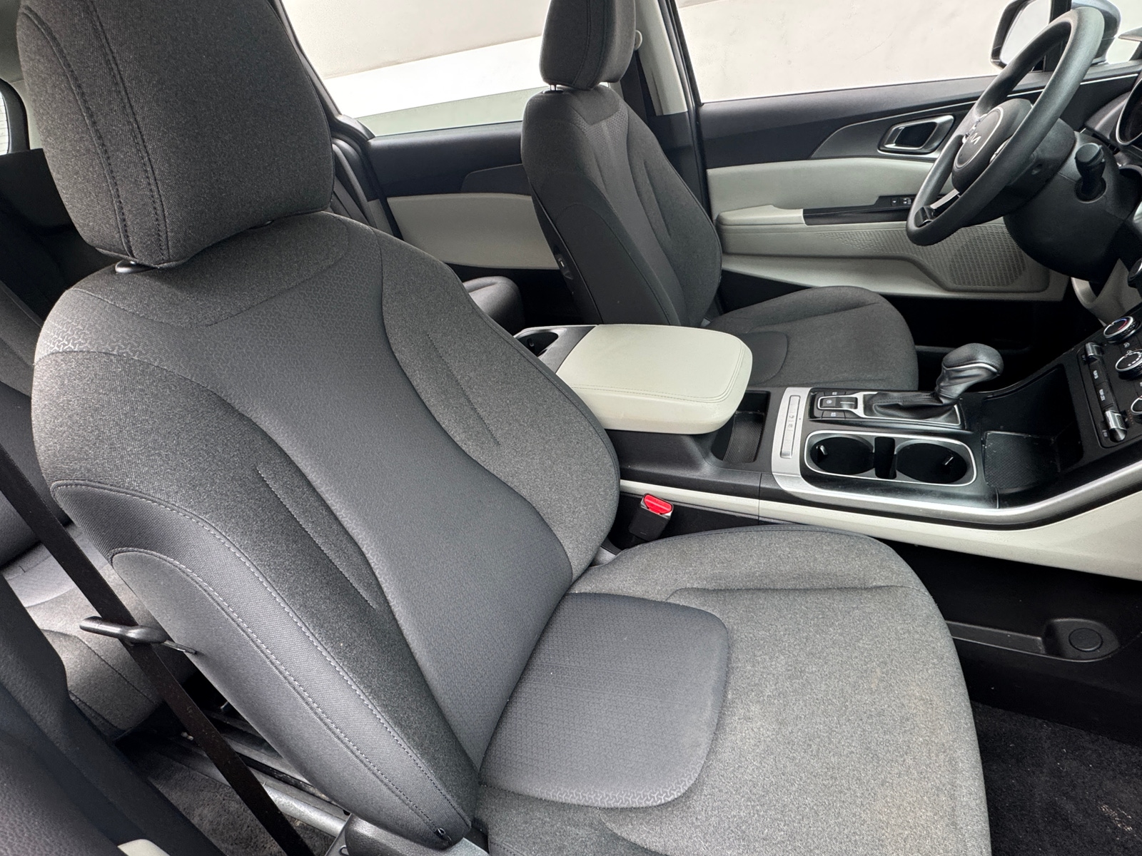 Thumbnail: 2024 Kia Carnival - 2