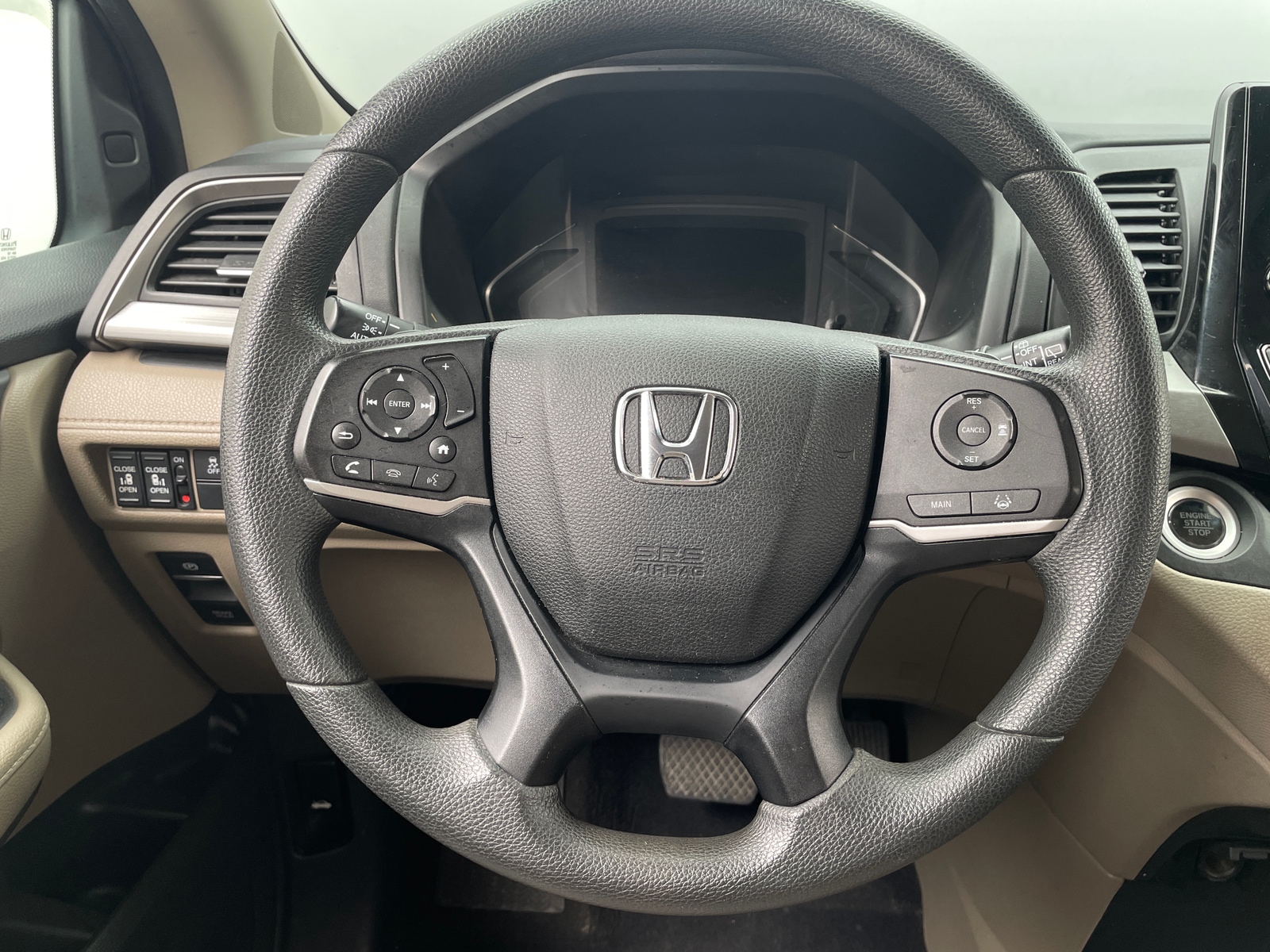 Thumbnail: 2018 Honda Odyssey - 5