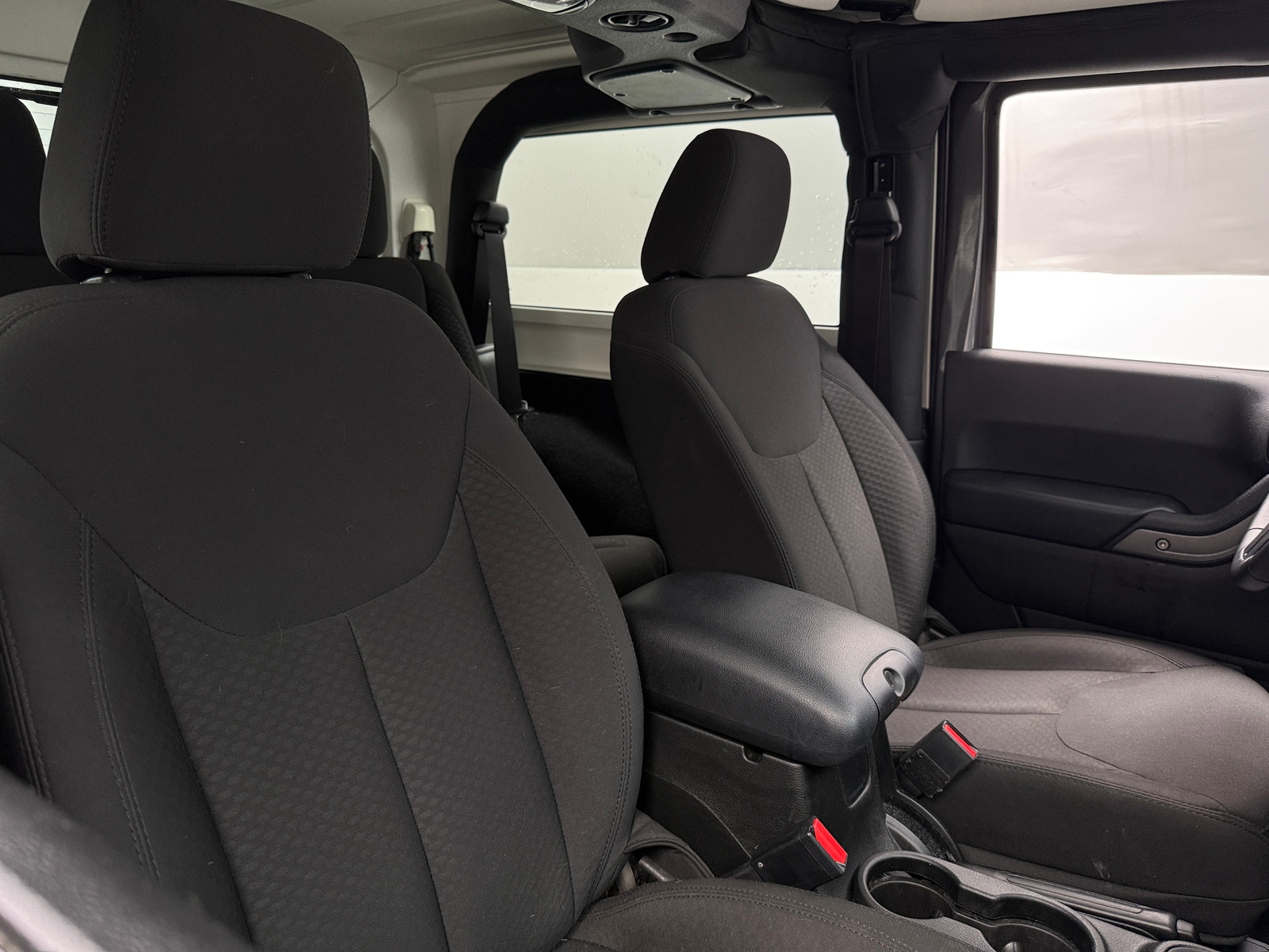 Thumbnail: 2016 Jeep Wrangler - 2