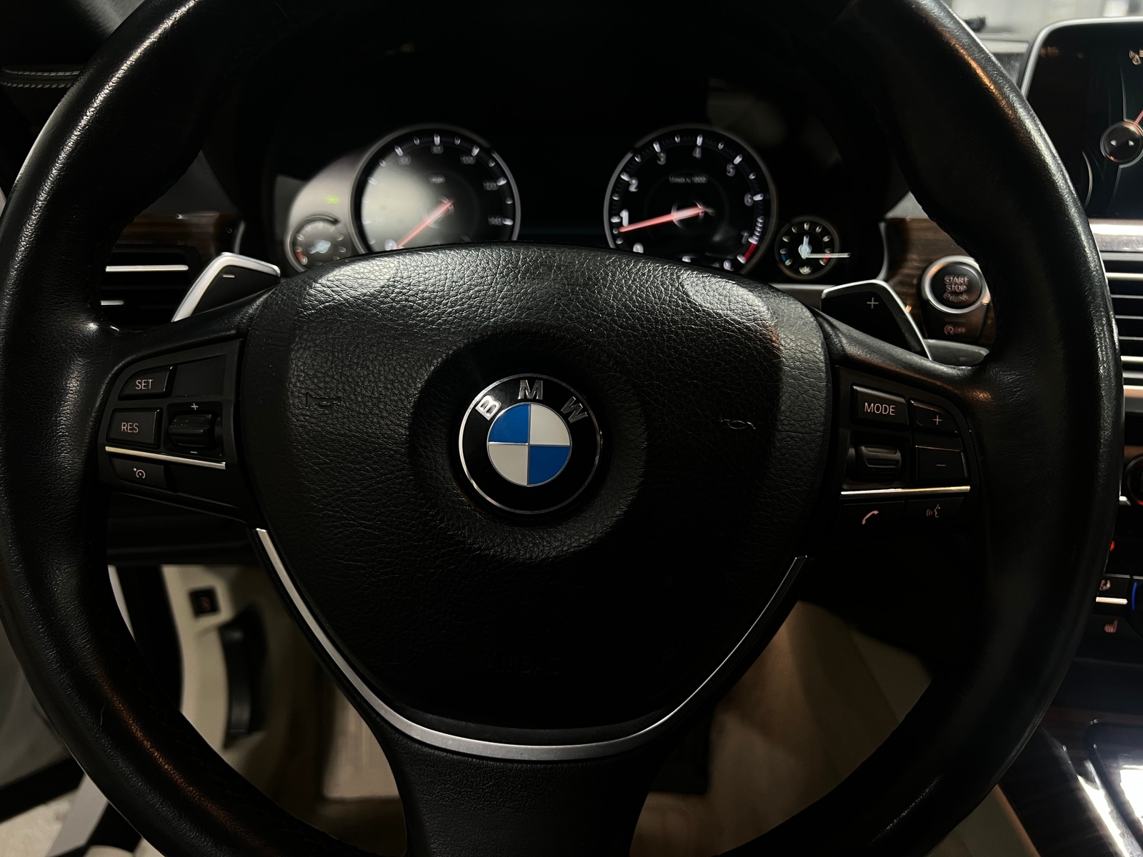 Thumbnail: 2016 BMW 6 Series - 4