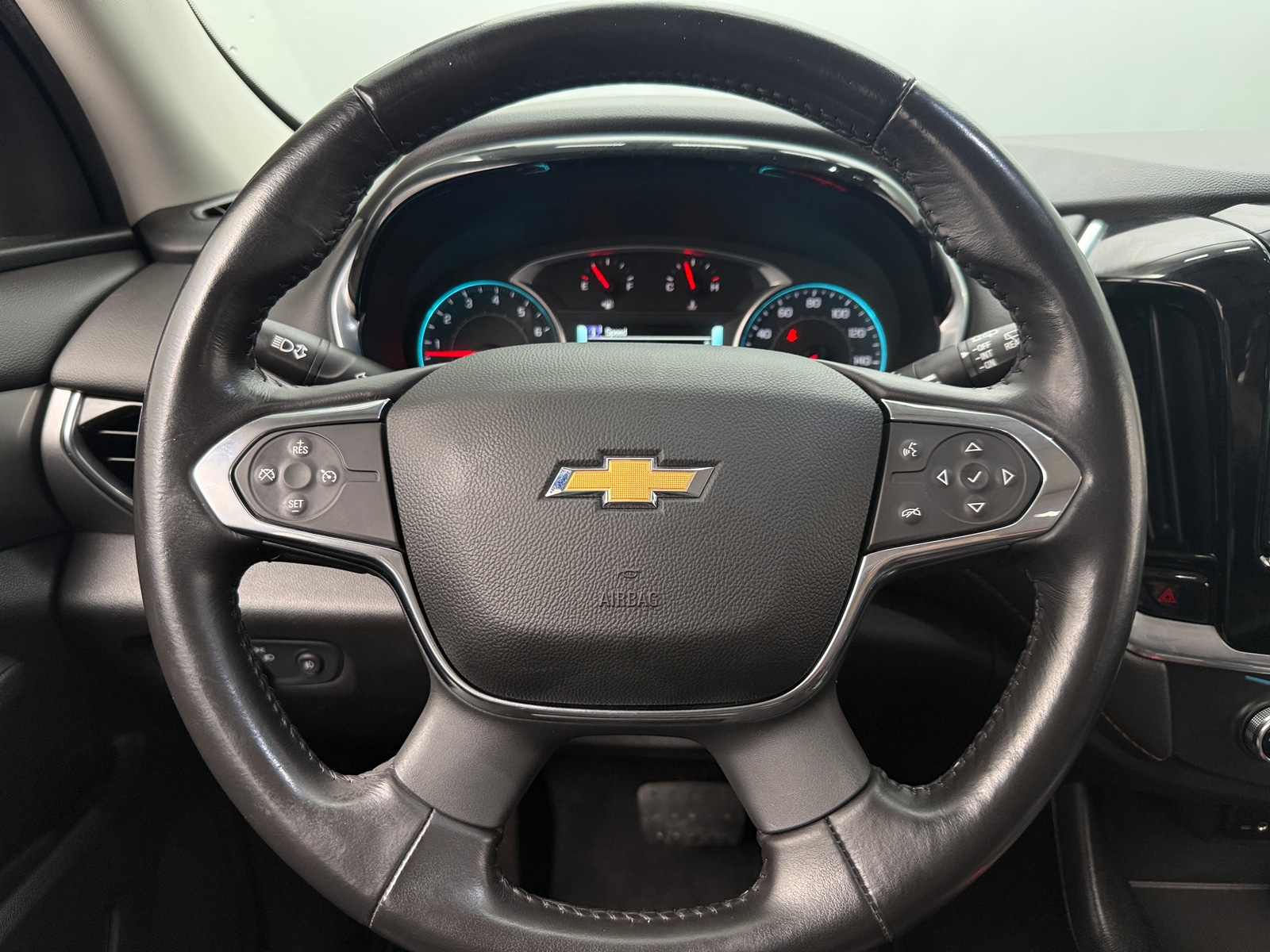 Thumbnail: 2019 Chevrolet Traverse - 4