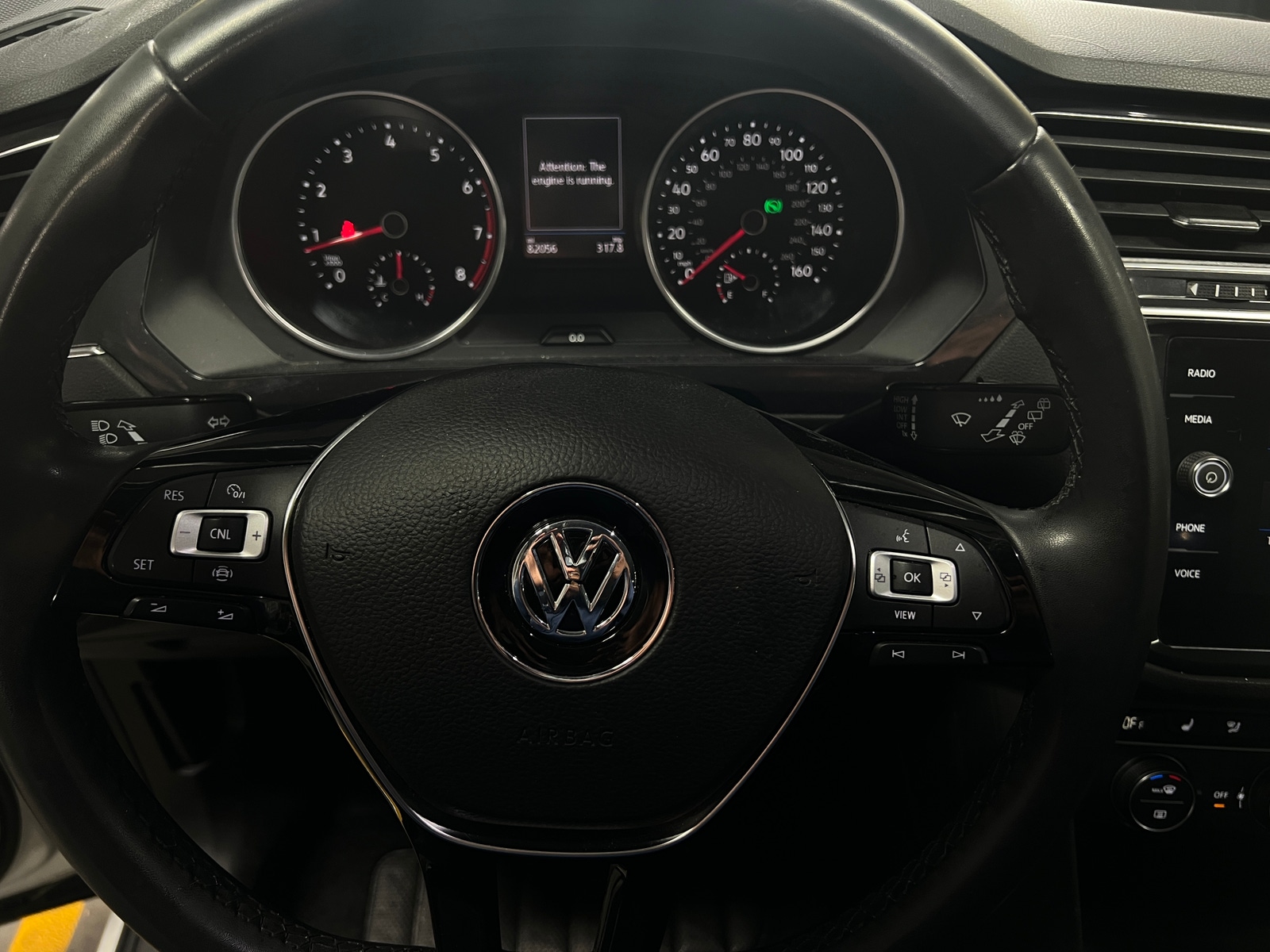 Thumbnail: 2020 Volkswagen Tiguan - 3