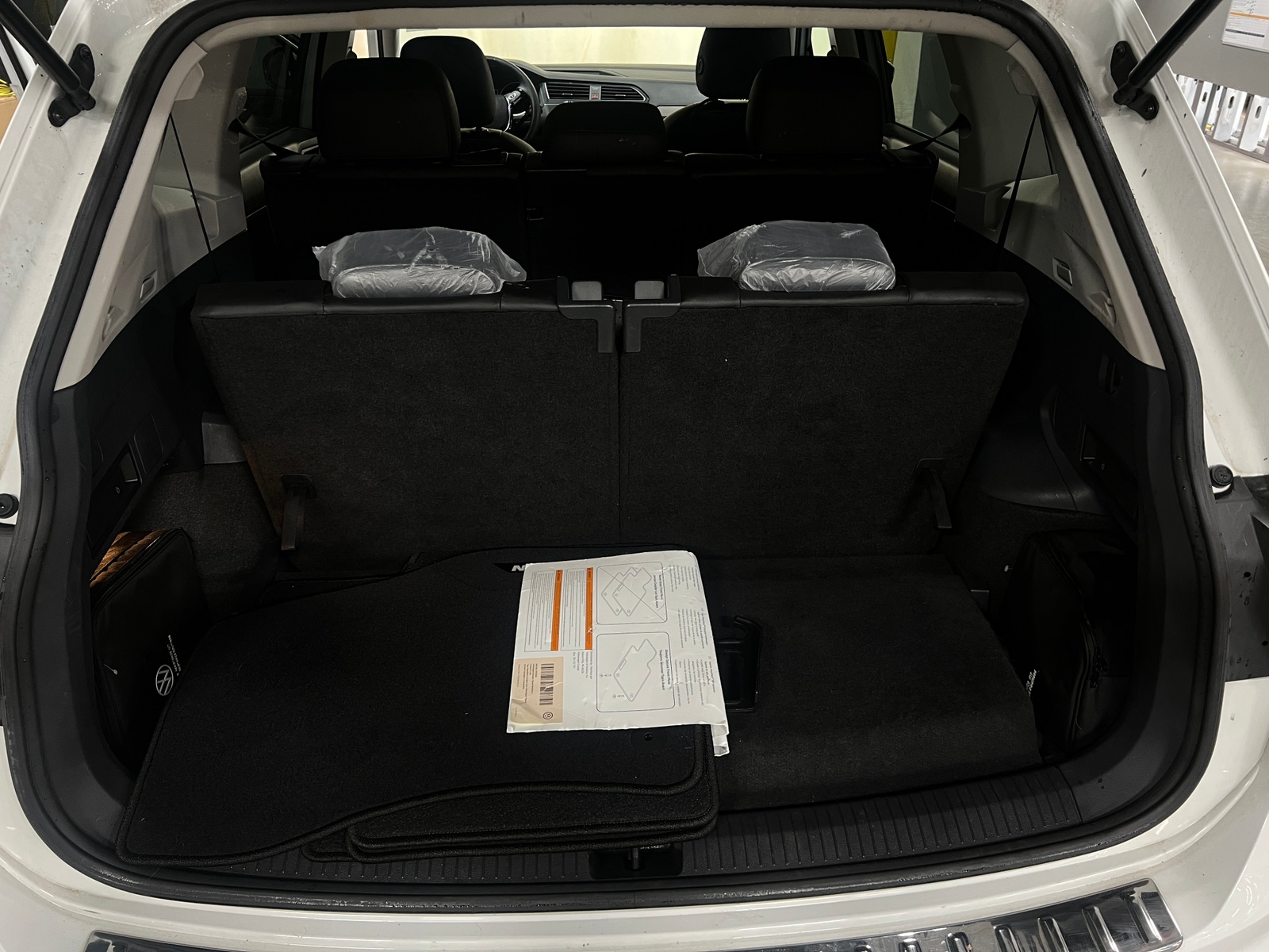 Thumbnail: 2020 Volkswagen Tiguan - 5