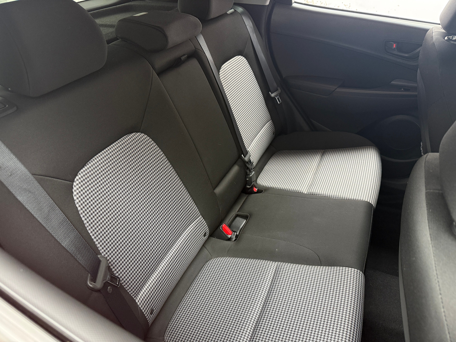 Thumbnail: 2020 Hyundai Kona - 6