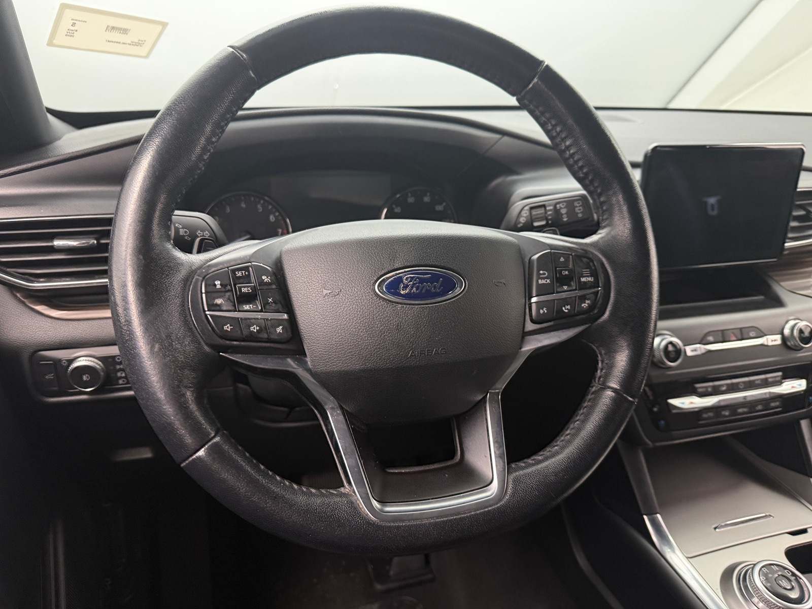 Thumbnail: 2020 Ford Explorer - 4