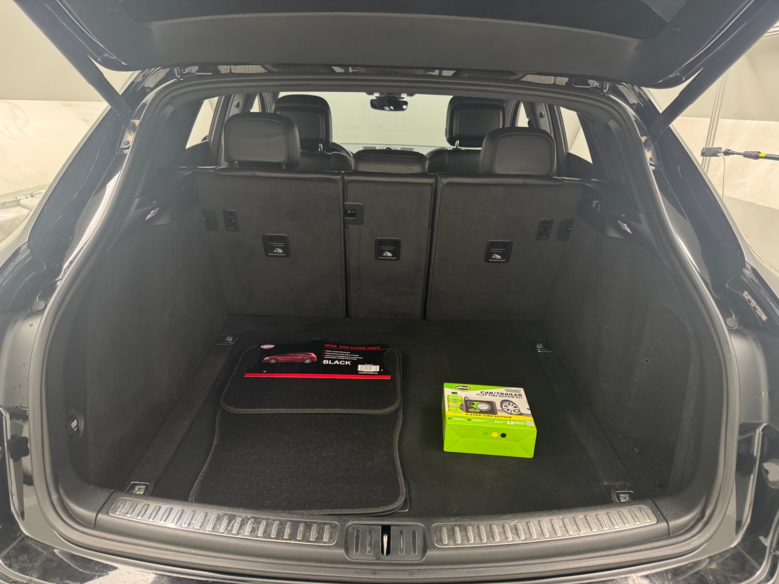 Thumbnail: 2020 Porsche Macan - 6